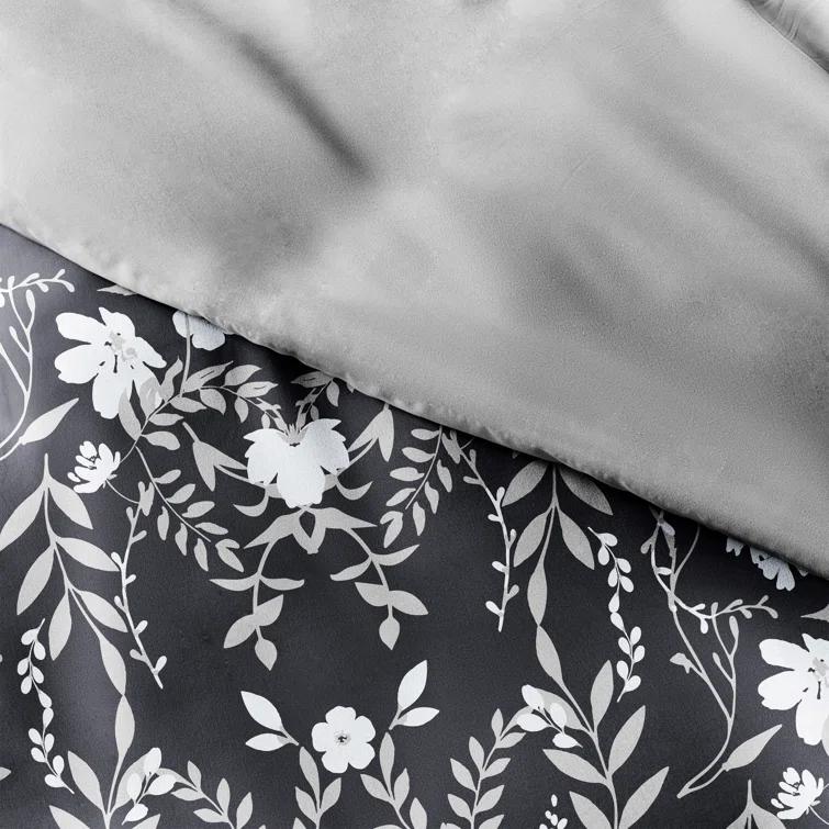 Secret Garden Pattern Reversible Duvet Cover Set