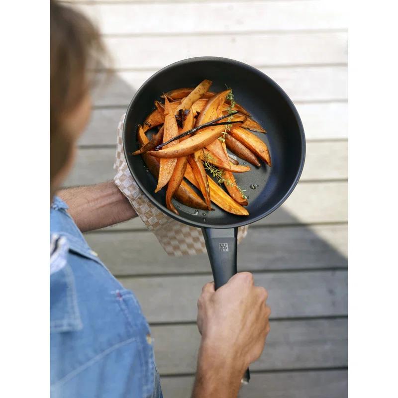 ZWILLING Madura Plus Forged 11-inch Nonstick Fry Pan