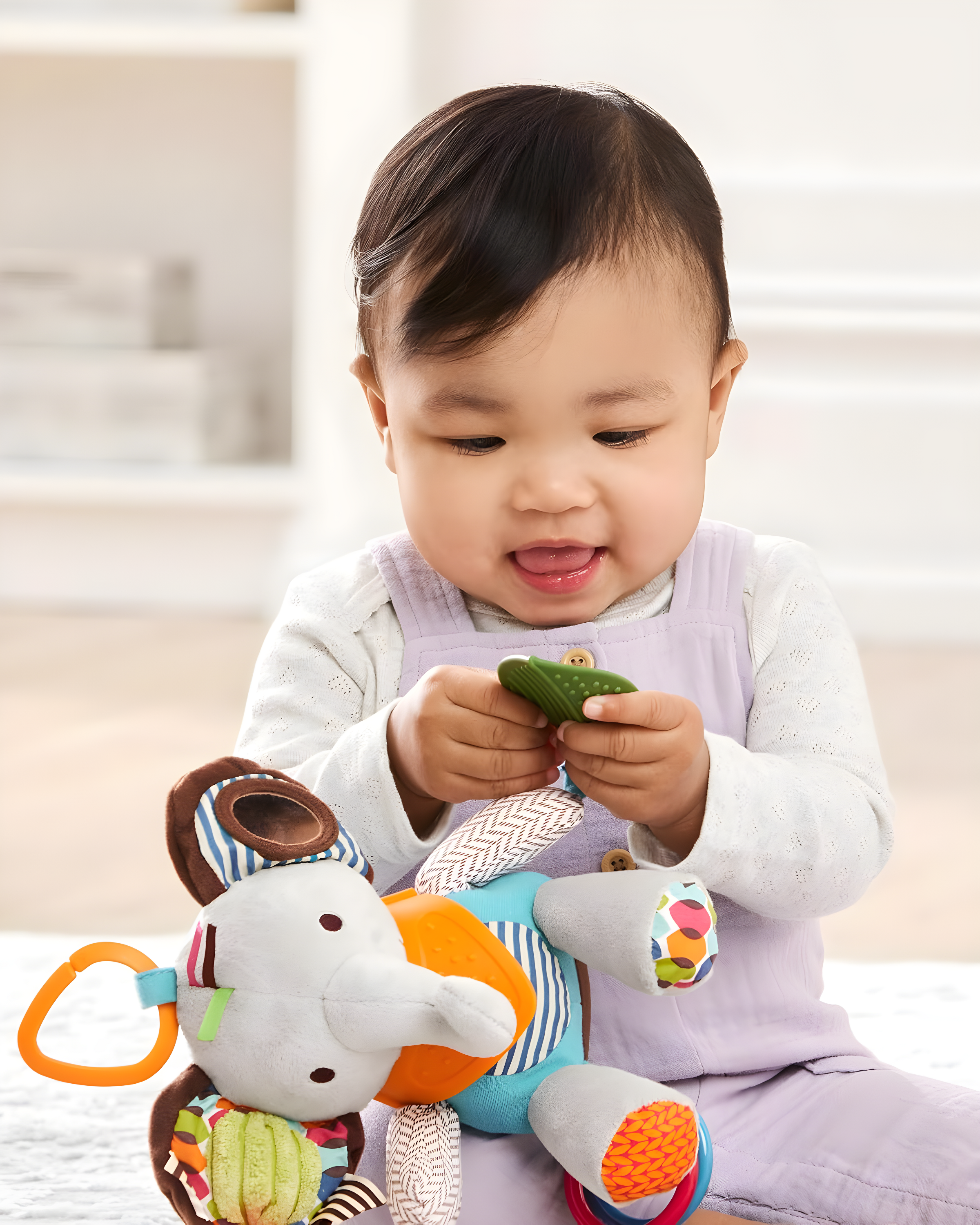 Skip Hop Bandana Buddies Stroller Toy - Elephant