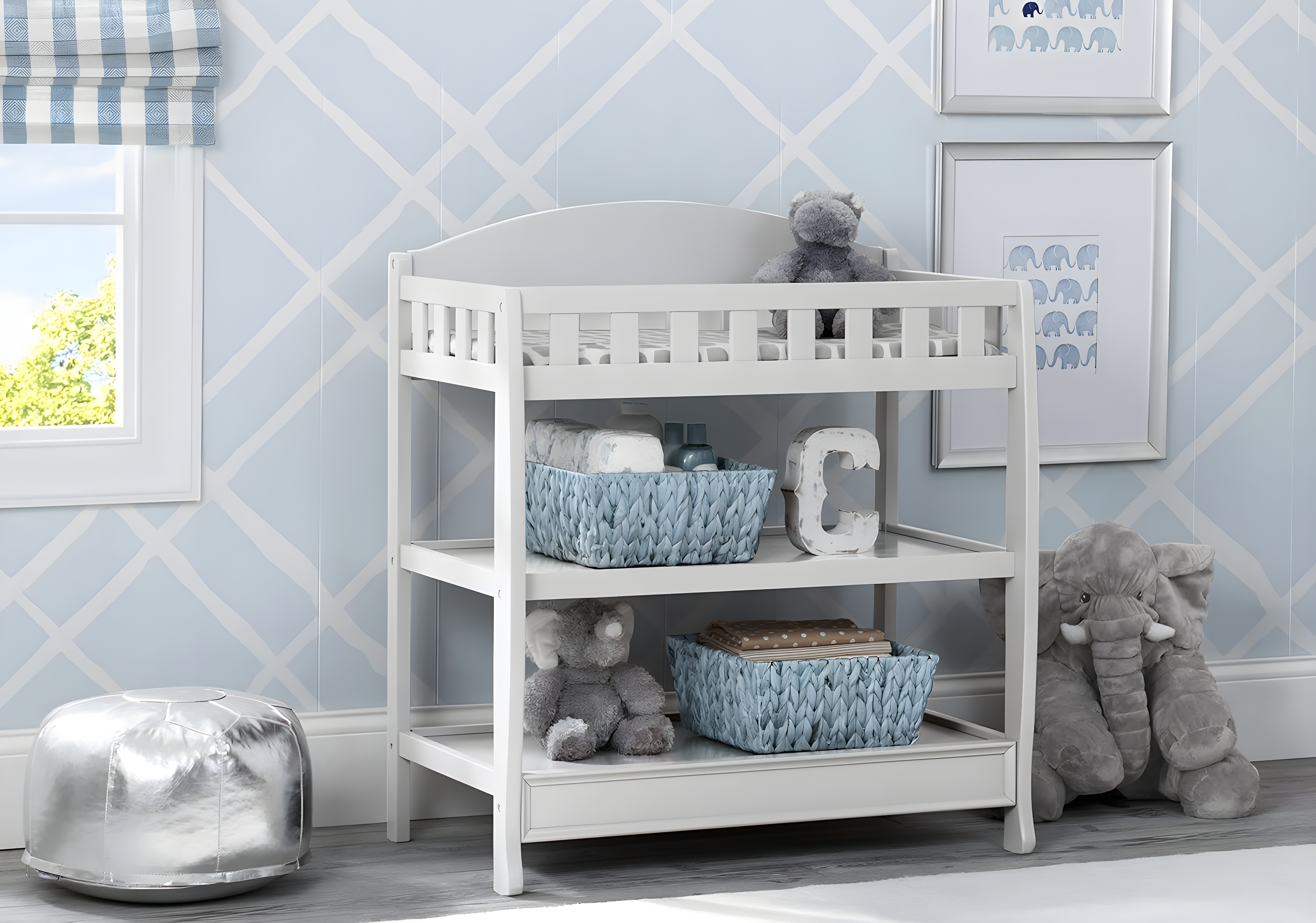Wilmington Changing Table with Pad