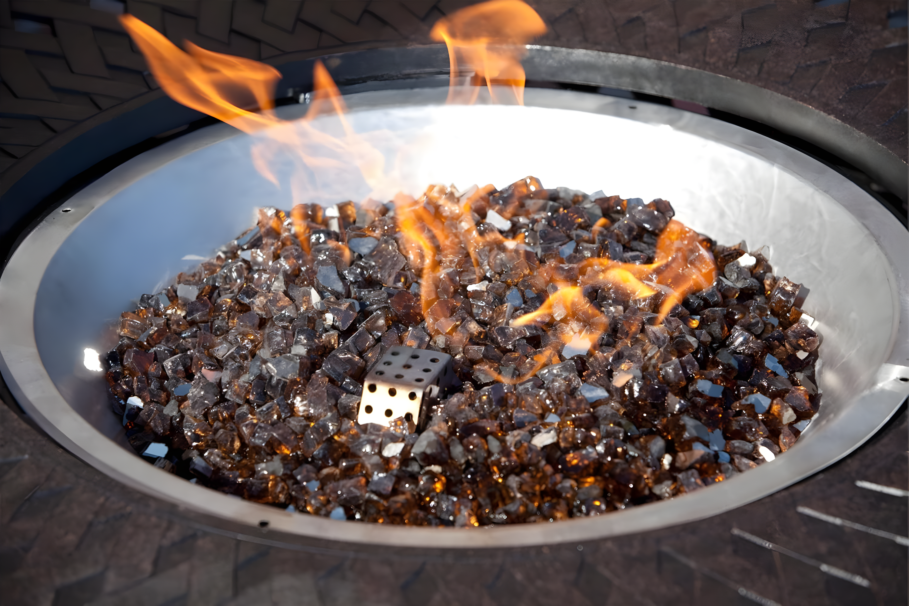 Fire Sense Fire Sense Premium Sparkling Reflective Tempered Fire Glass for Fire Pits Easy to Install-10 Lbs Crystal Clear