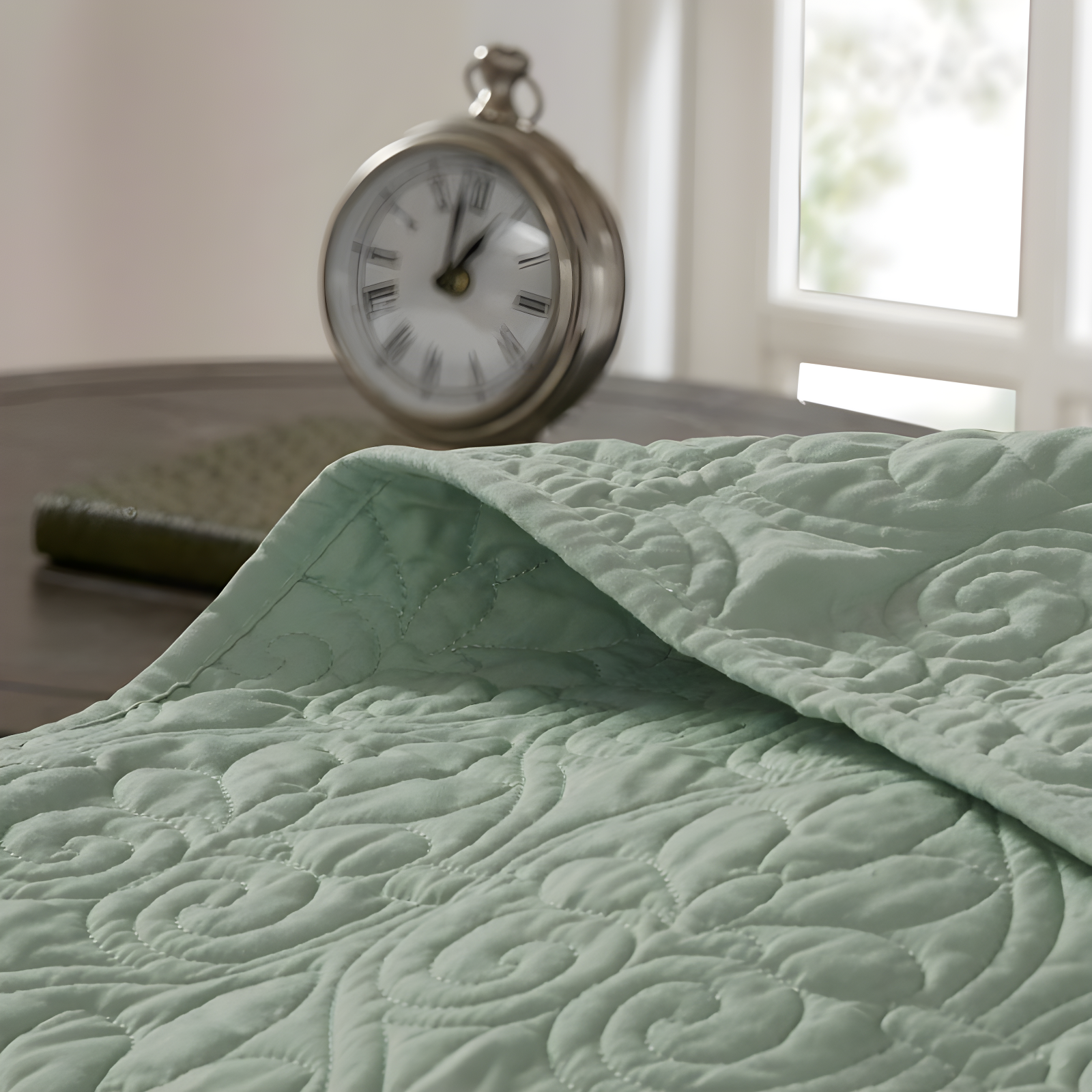 Quebec Reversible Bedspread Set