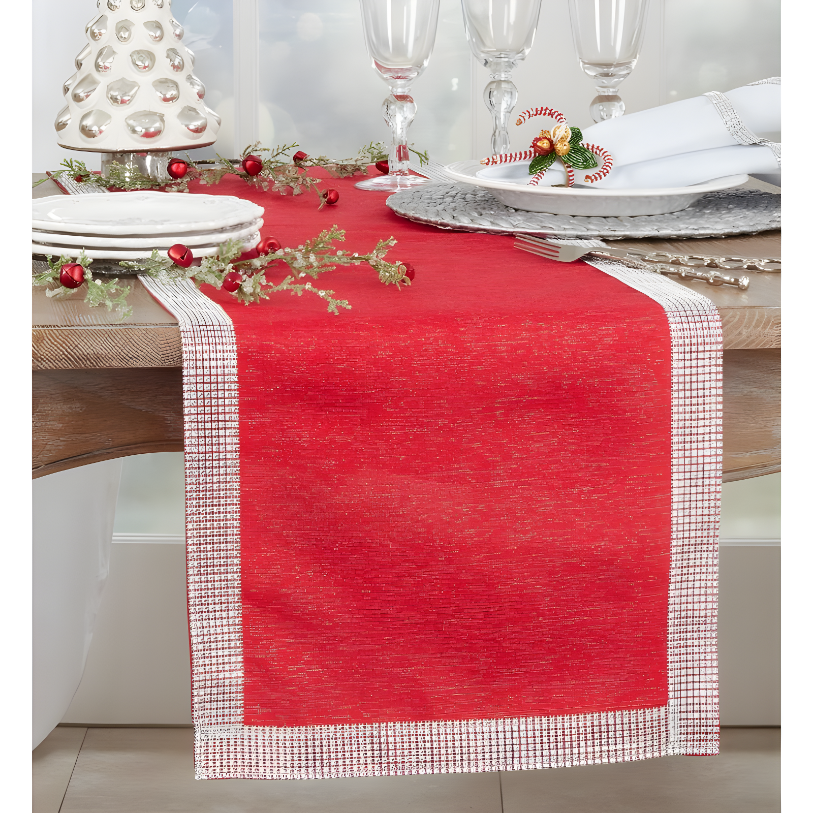 Saro Lily Table Runner