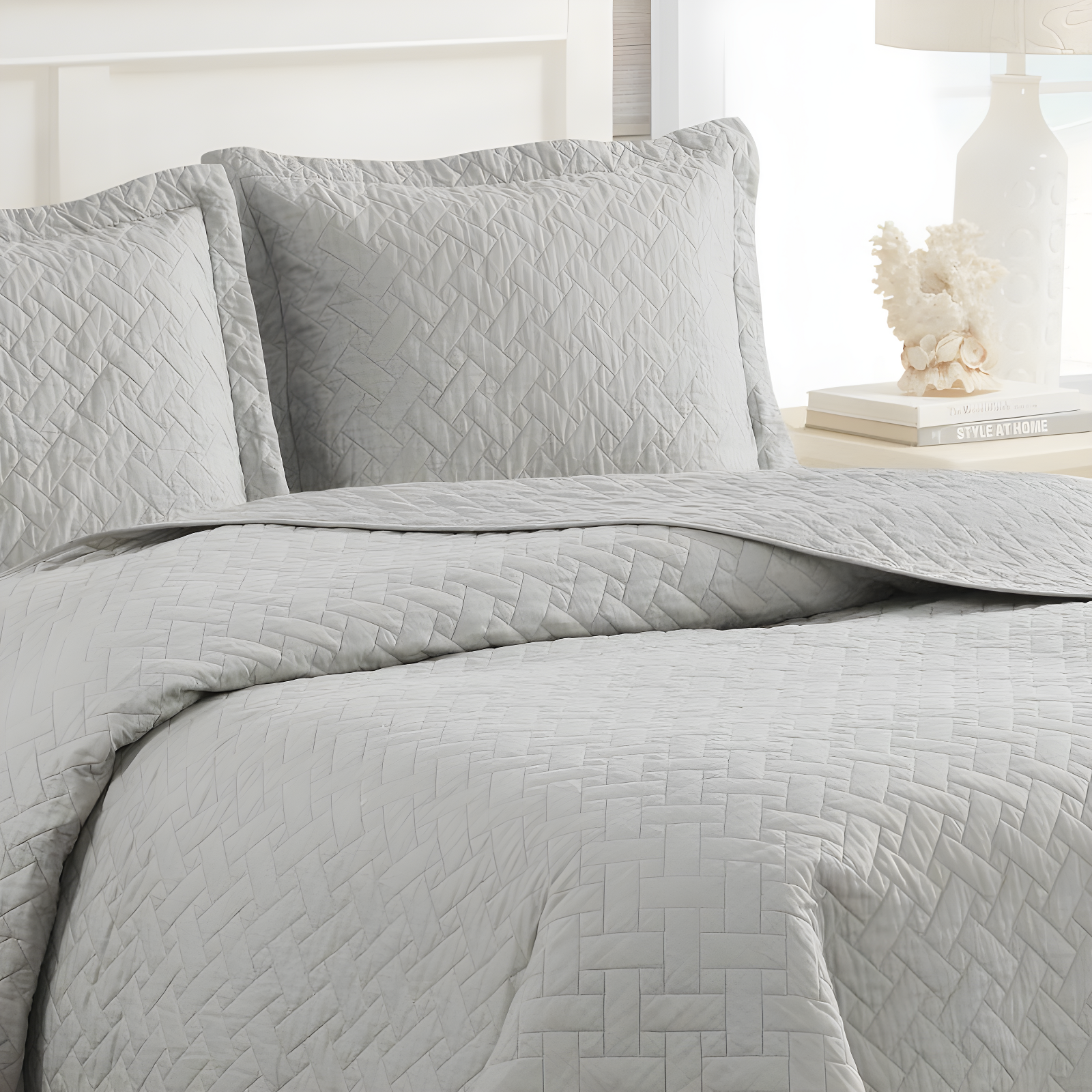 Tommy Bahama Raffia Solid Cotton Reversible Quilt Set