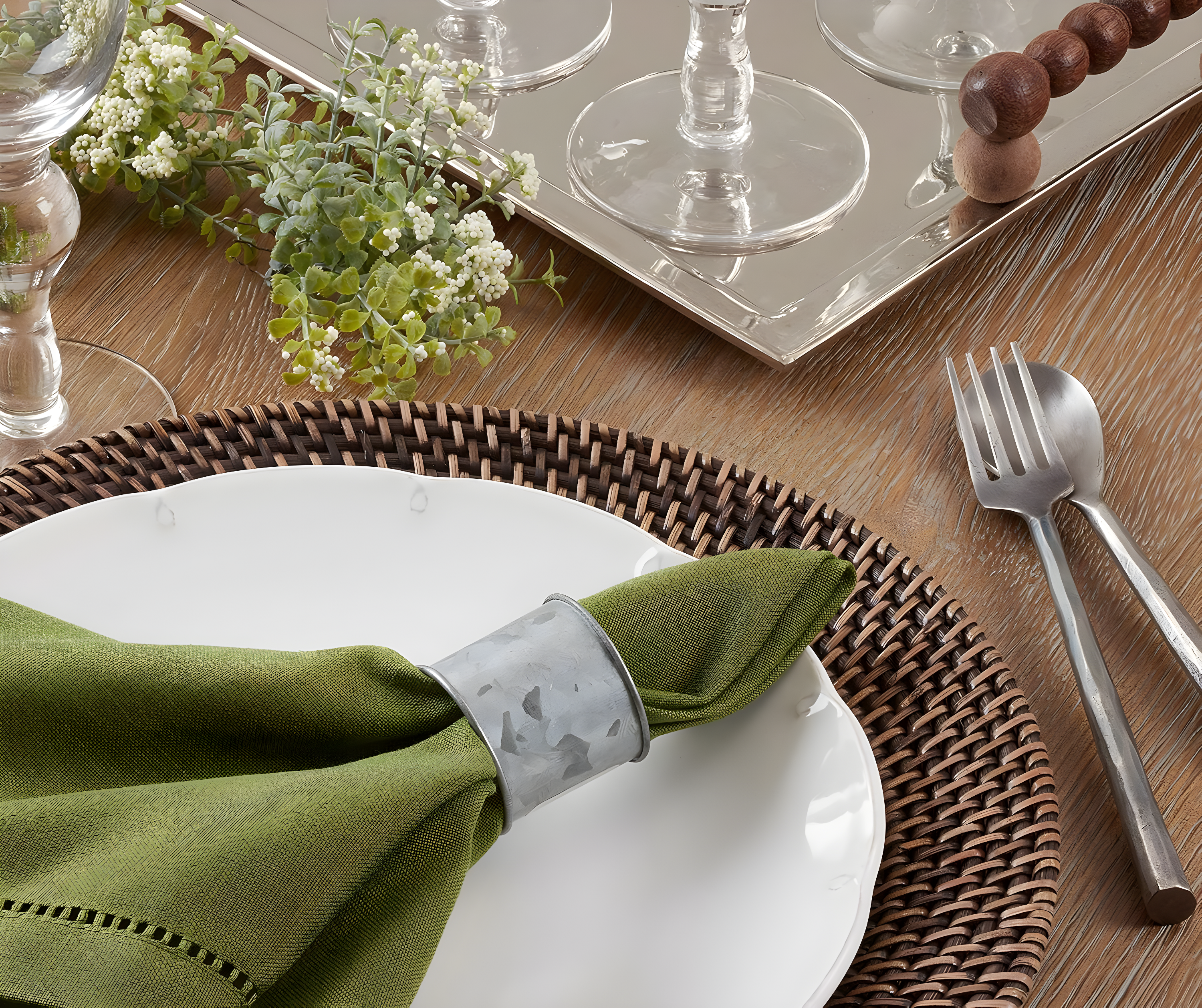 Saro Lifestyle Silver Galvanized Design Industrial Style Metal Napkin Ring Set of 4