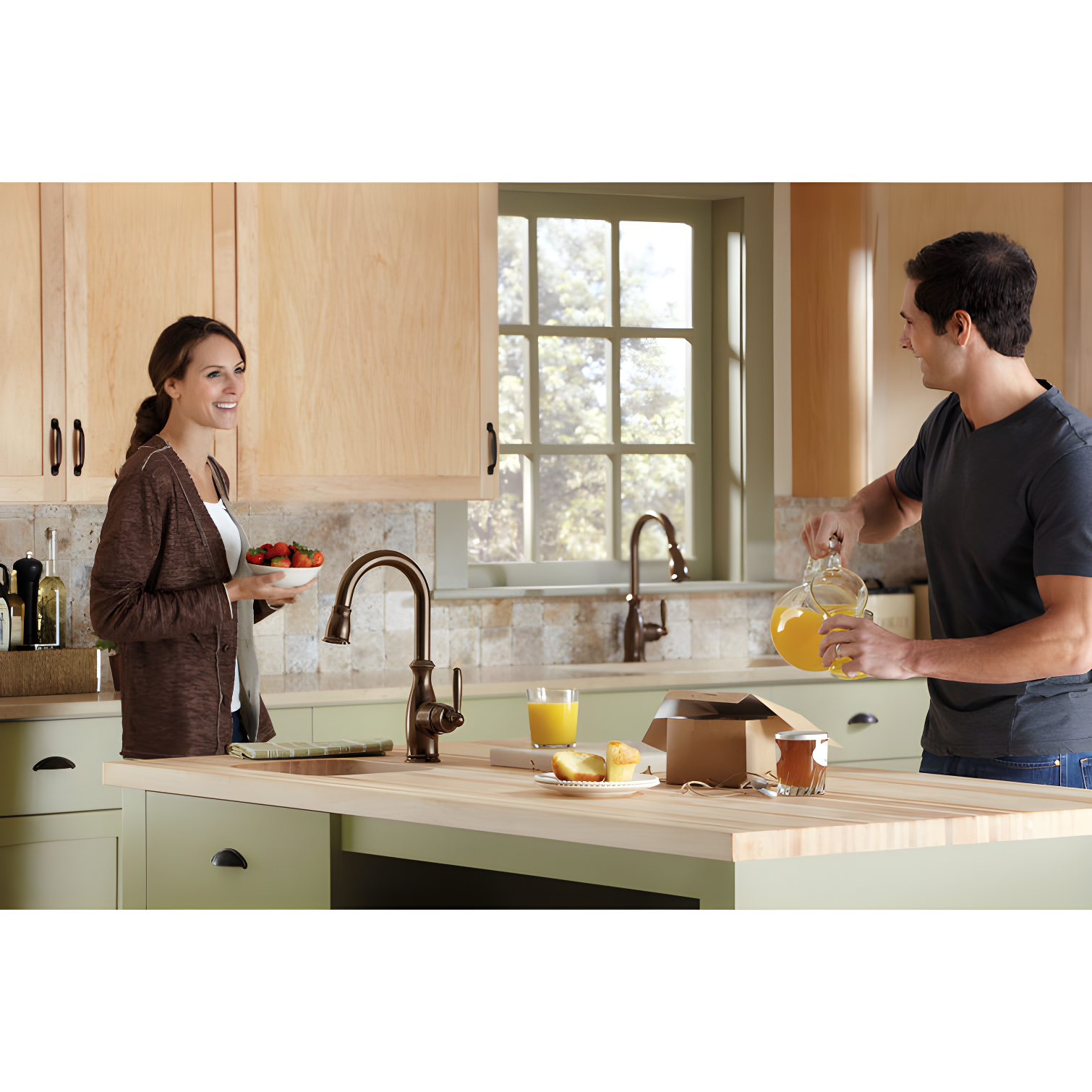 Moen MOEN Brantford Single-Handle Pull-Down Sprayer Kitchen Faucet with Reflex and Power Boost in Oil Rubbed Bronze 7185ORB