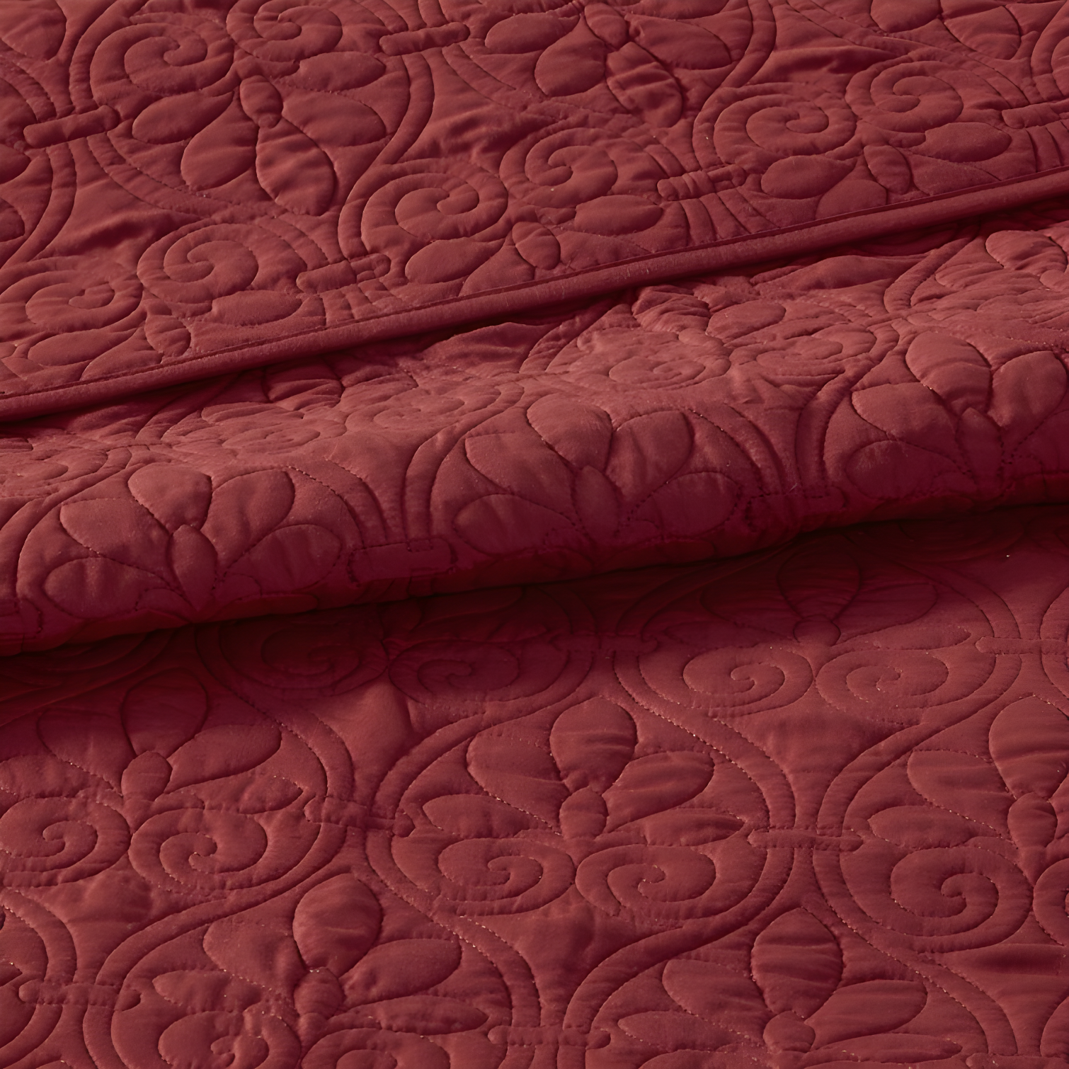 Quebec Reversible Coverlet Set