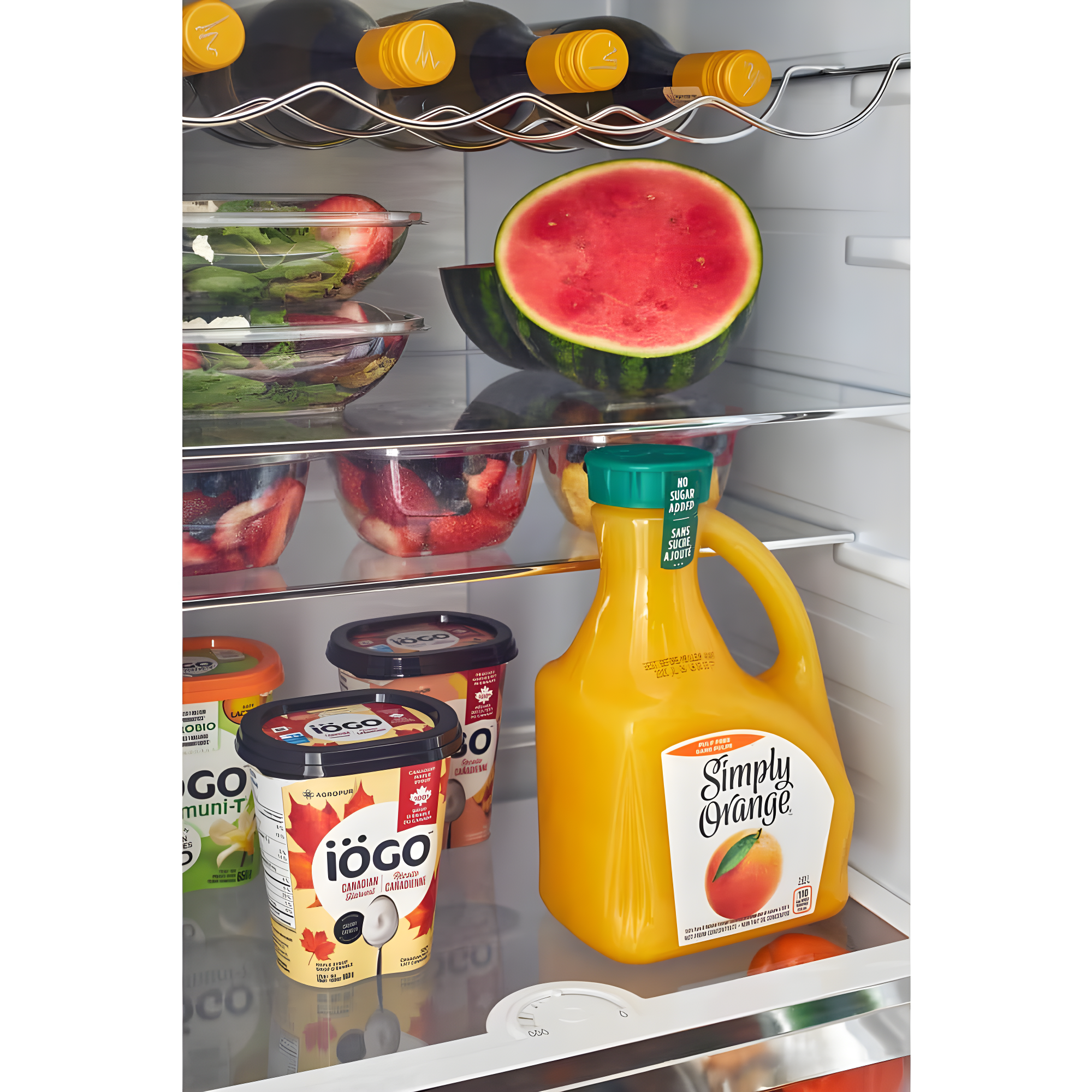 Unique Appliances Classic Retro 23.6" Frost-Free 11.7 cu. ft. Energy Star Certified Bottom Freezer Refrigerator UGP-330L W AC