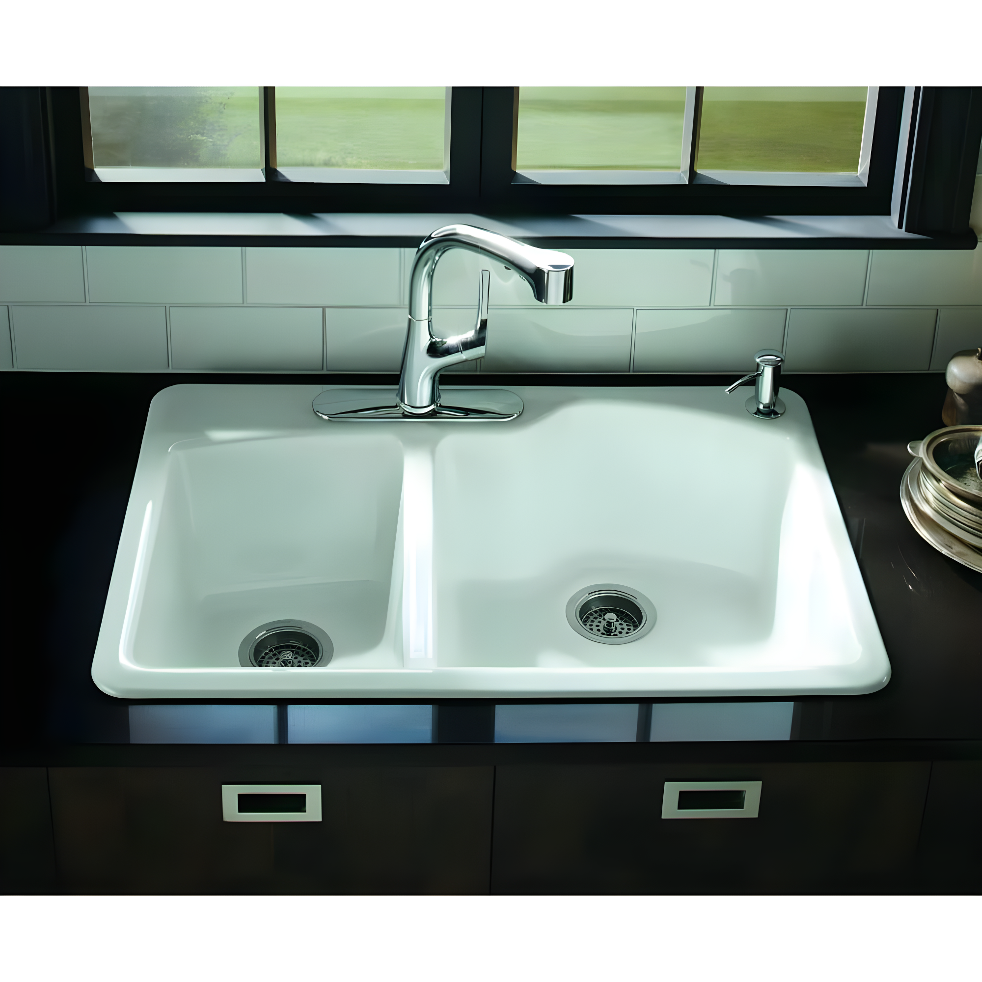 Contemporary Design Refillable Soap Dispenser, Lotion Dispenser for Bathroom or Kitchen