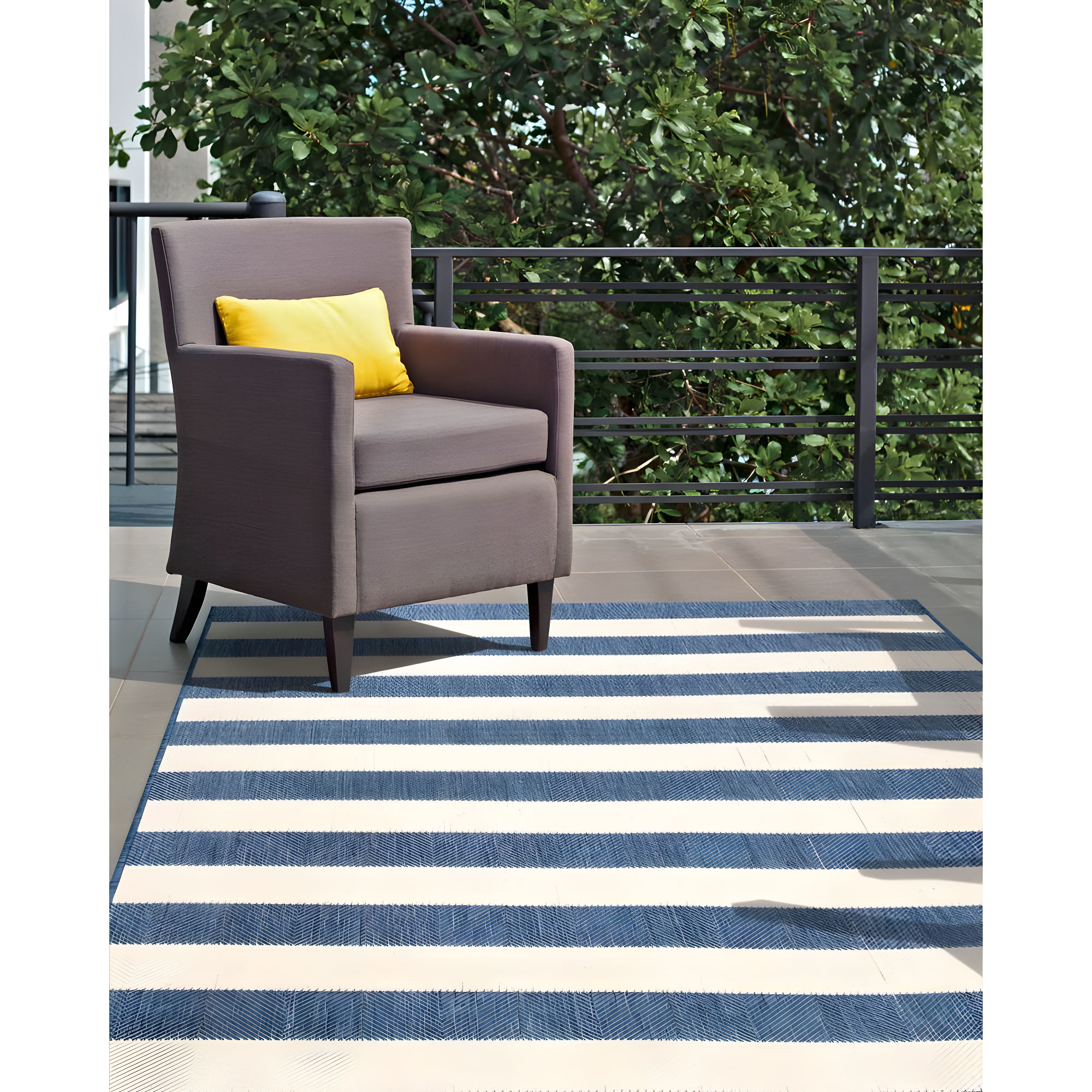 Nuloom Alexis Striped 5x8 Indoor/Outdoor Area Rug for Living Room Patio Deck Front Porch Kitchen, Blue/Ivory
