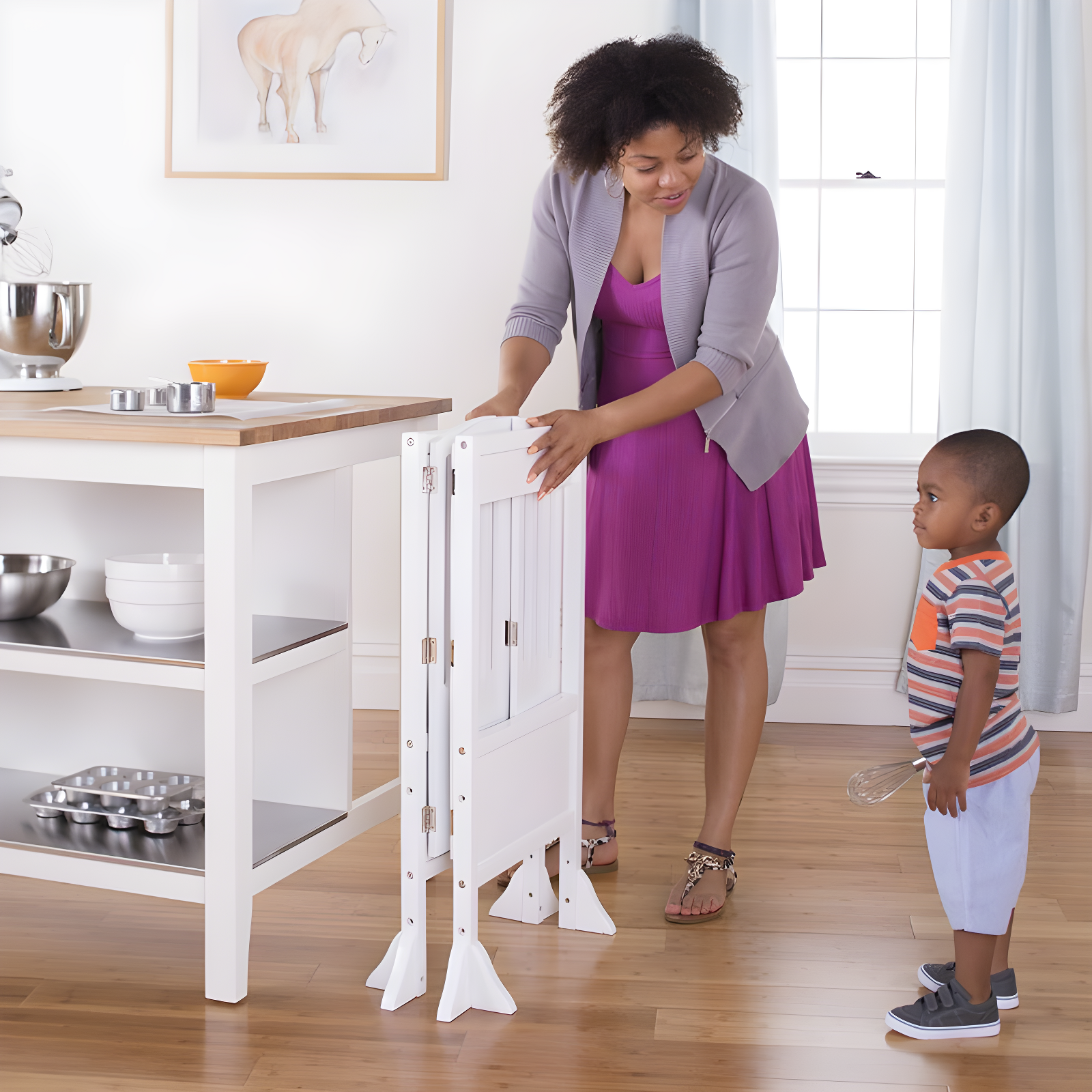 Guidecraft Contemporary Kitchen Helper Foldable Step Stool