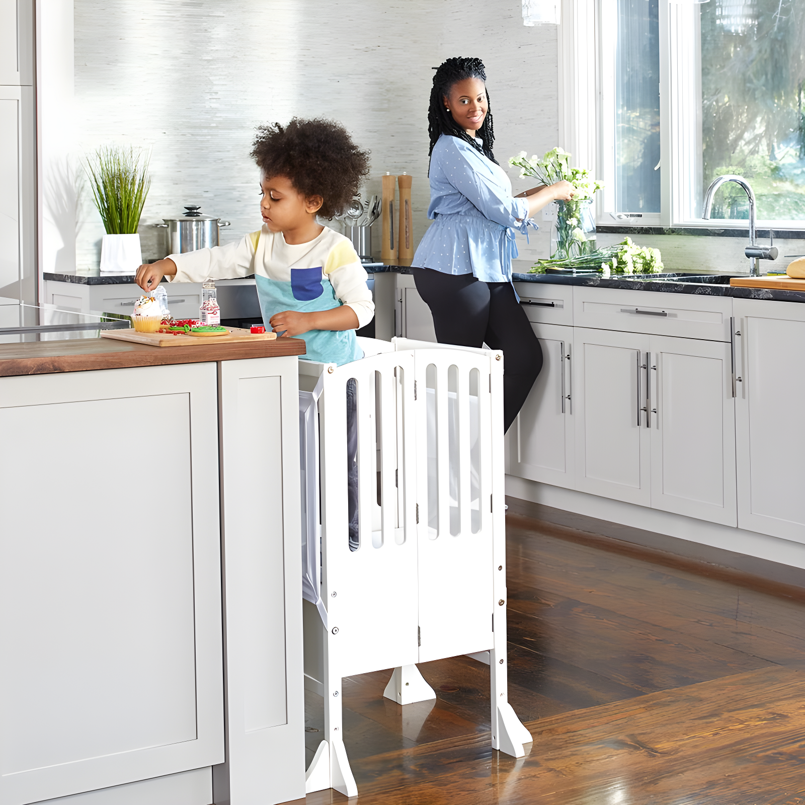 Guidecraft Contemporary Kitchen Helper Foldable Step Stool