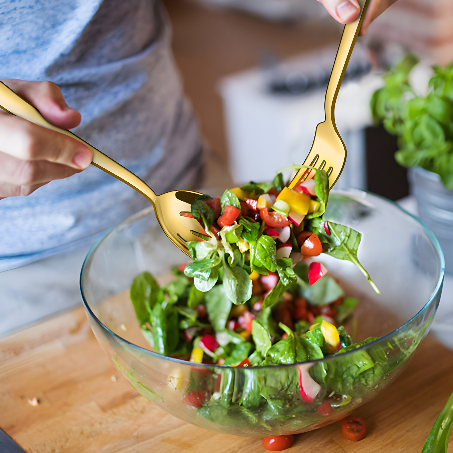 8-Piece Stainless Steel Serving Utensils Set - Includes Spoons, Forks, Tongs, Ideal For Weddings, Buffets, And Daily Use (Set of 8)