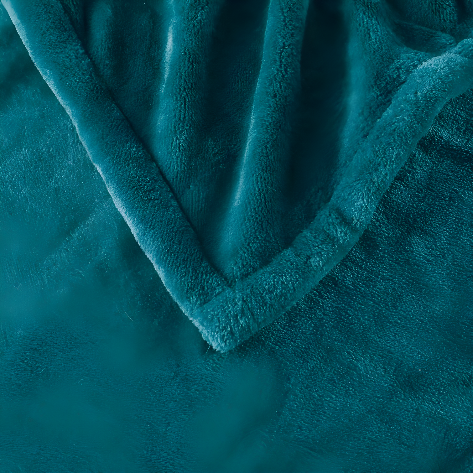 Beautyrest Heated Plush Oversized Throw