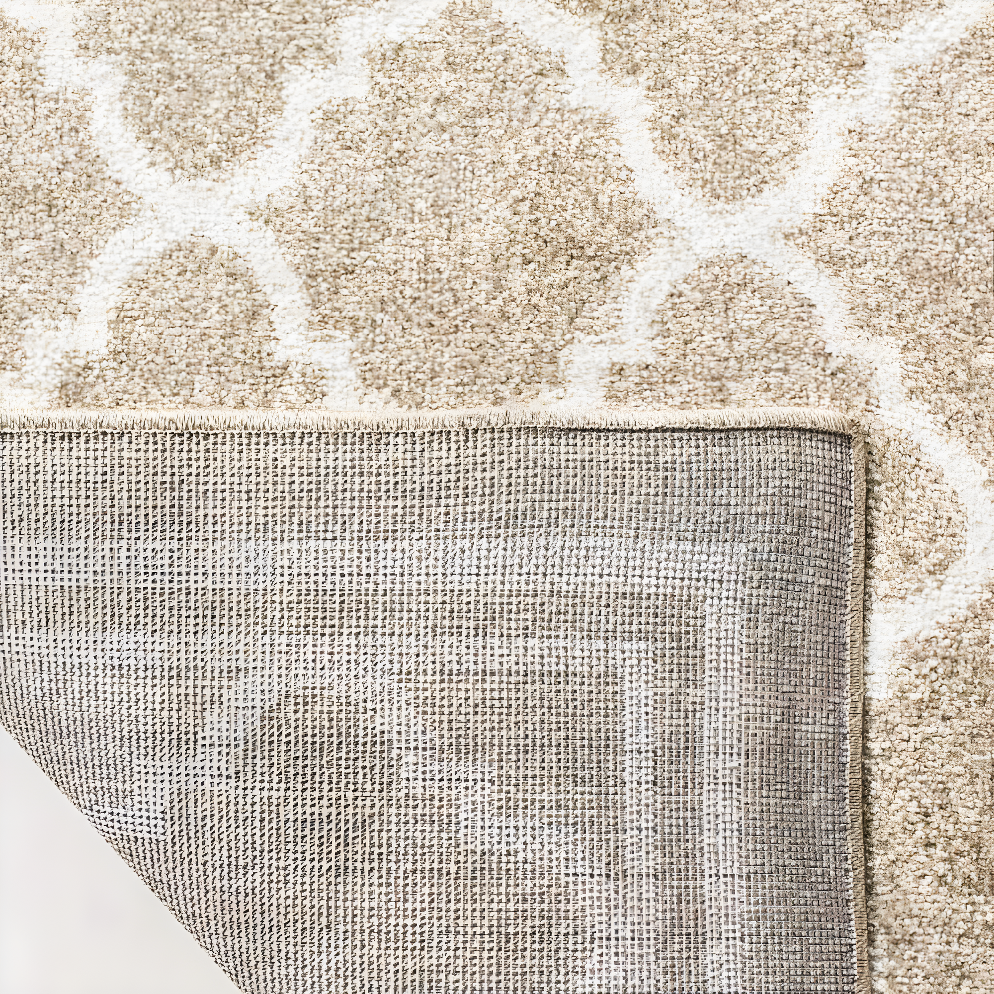 Amherst AMT422 Power Loomed Indoor Area Rug - Wheat/Beige - 7'x7' - Safavieh
