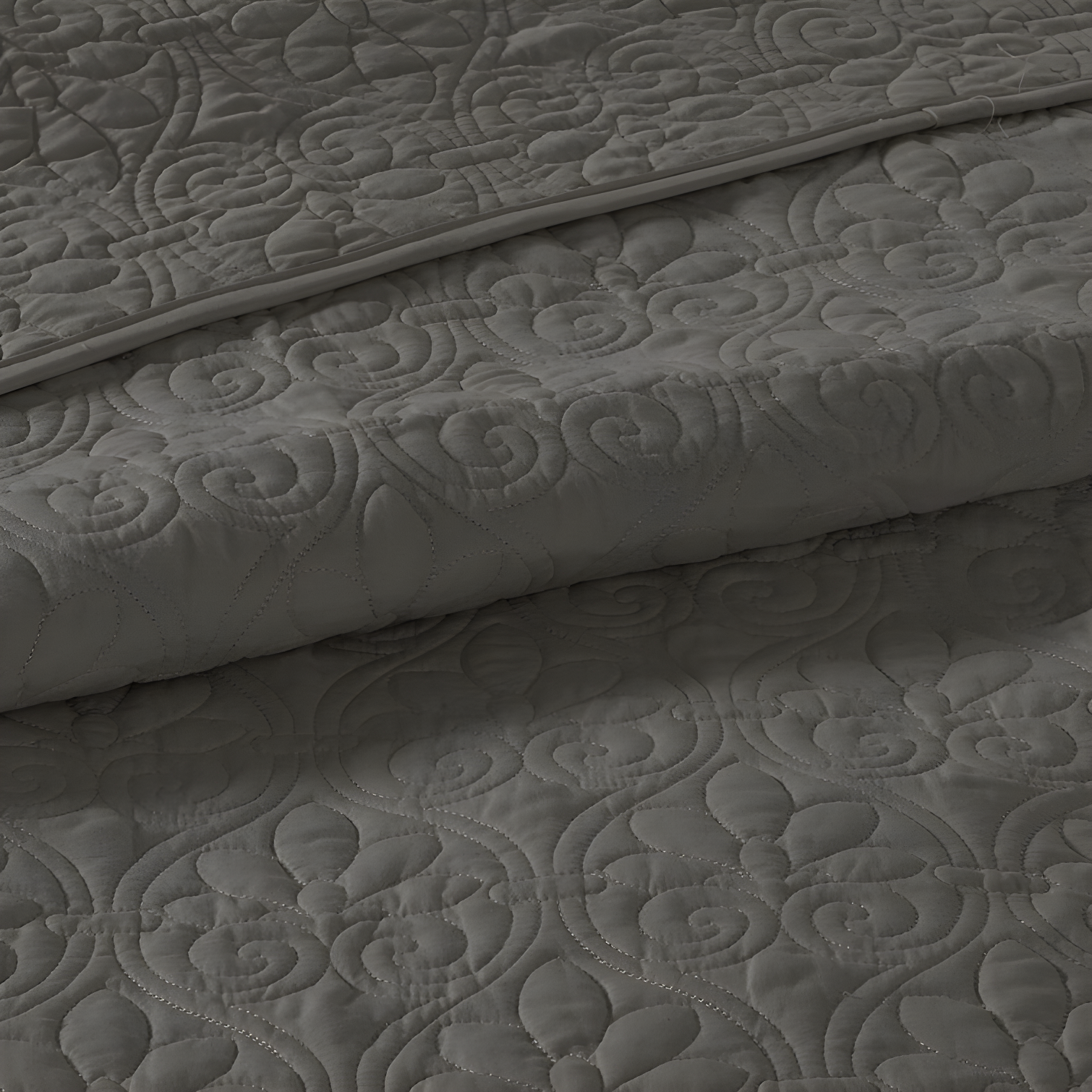 Quebec Reversible Bedspread Set