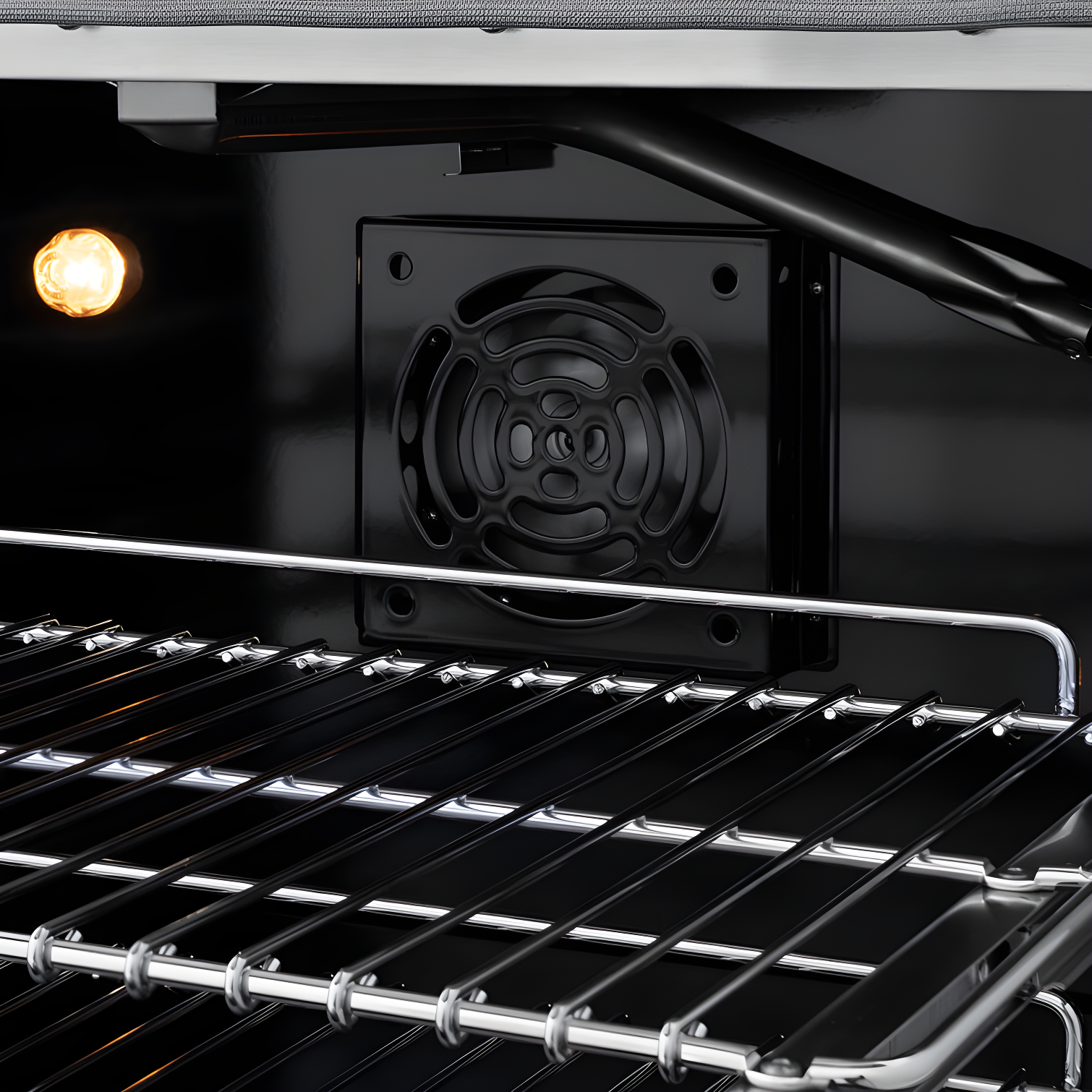 ZLINE 36 in. 5.2 cu. ft. Paramount Gas Range W/ 6 Burner Cooktop & Convection Gas Oven in Stainless Steel W/ Black Matte Door (SGR-BLM-36)