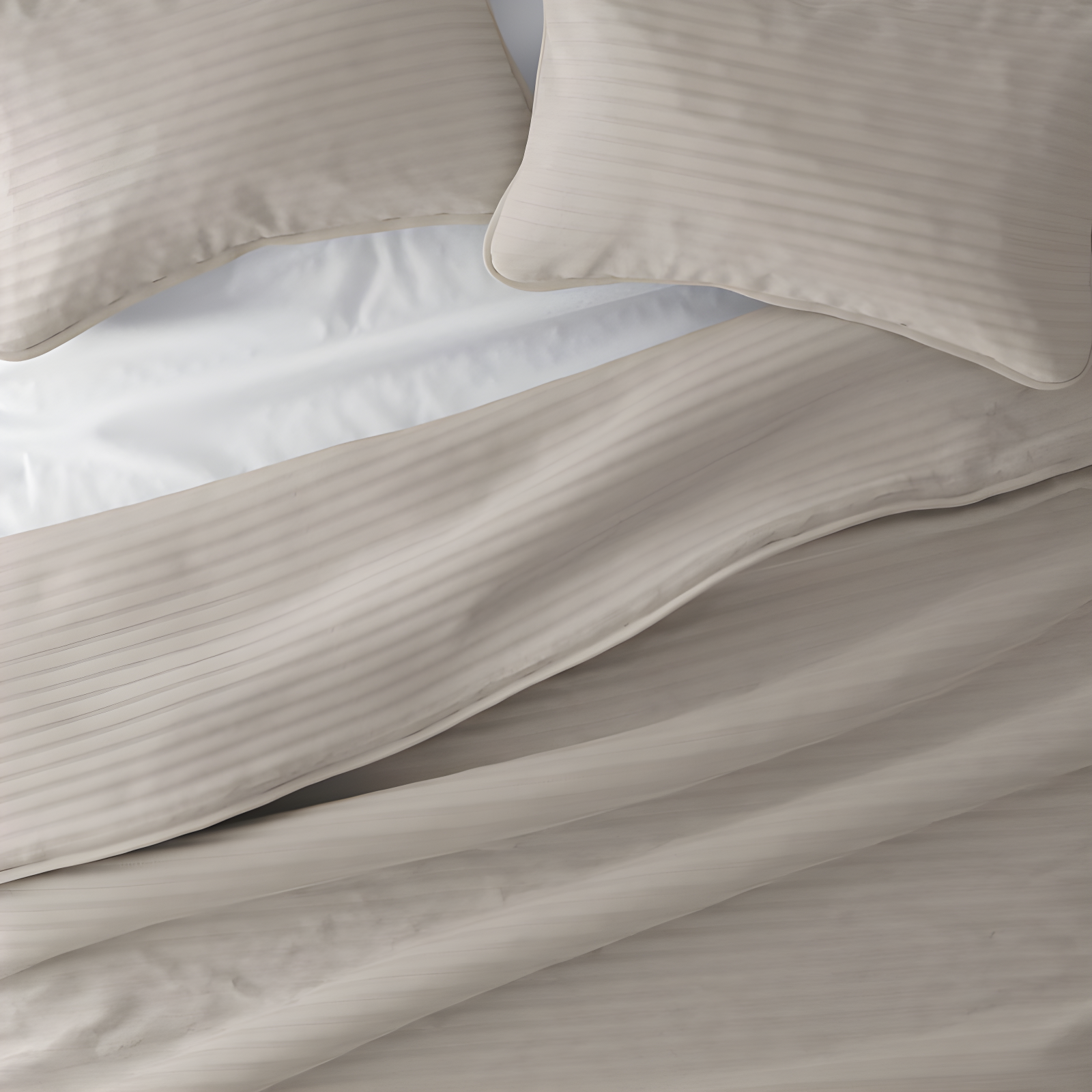 Becky Cameron Lightweight All Season Stripe Stitch Quilt Set with Shams
