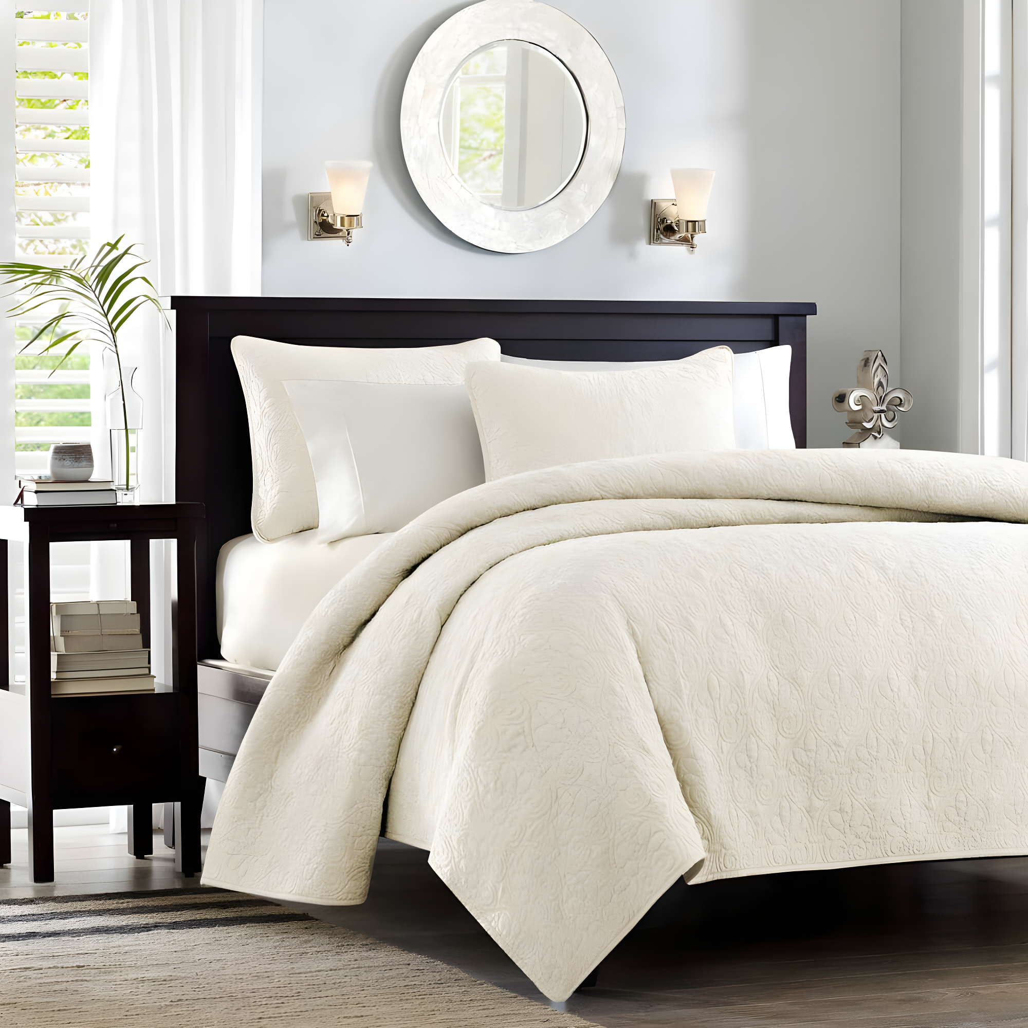 Madison Park Quebec Reversible Quilt Set