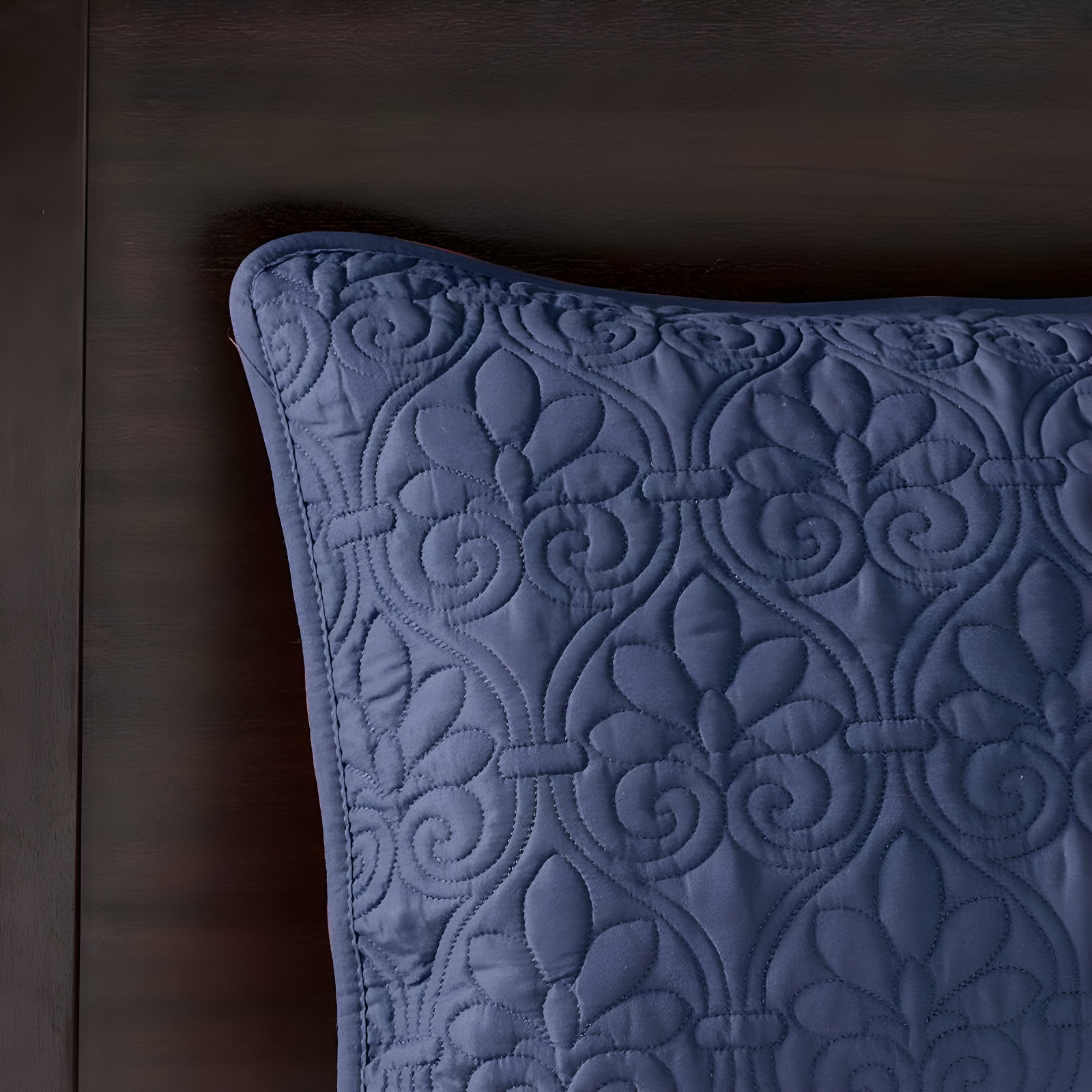 Quebec Reversible Coverlet Set