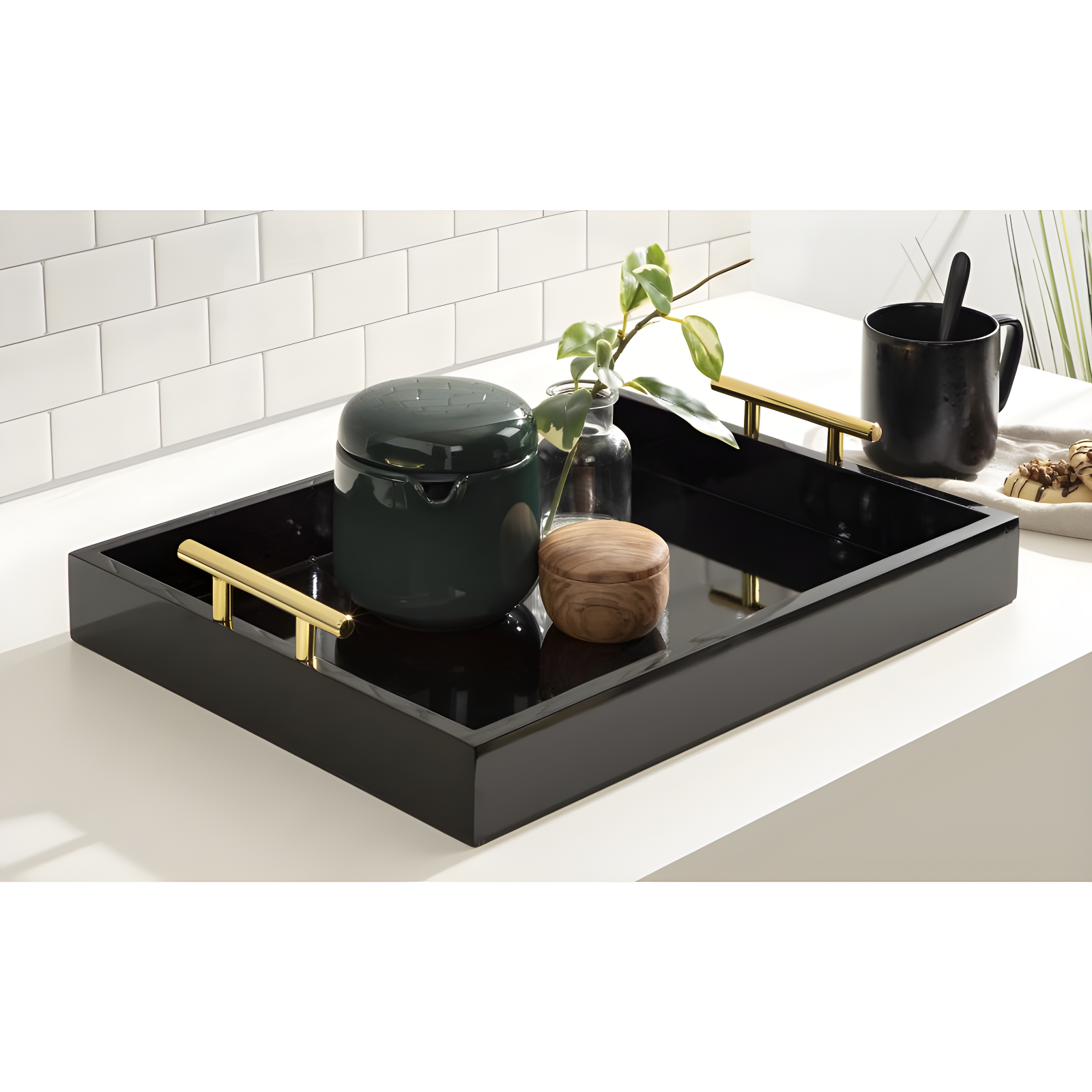 Kate and Laurel Lipton Tray, 16.5x12.25, Black and Gold