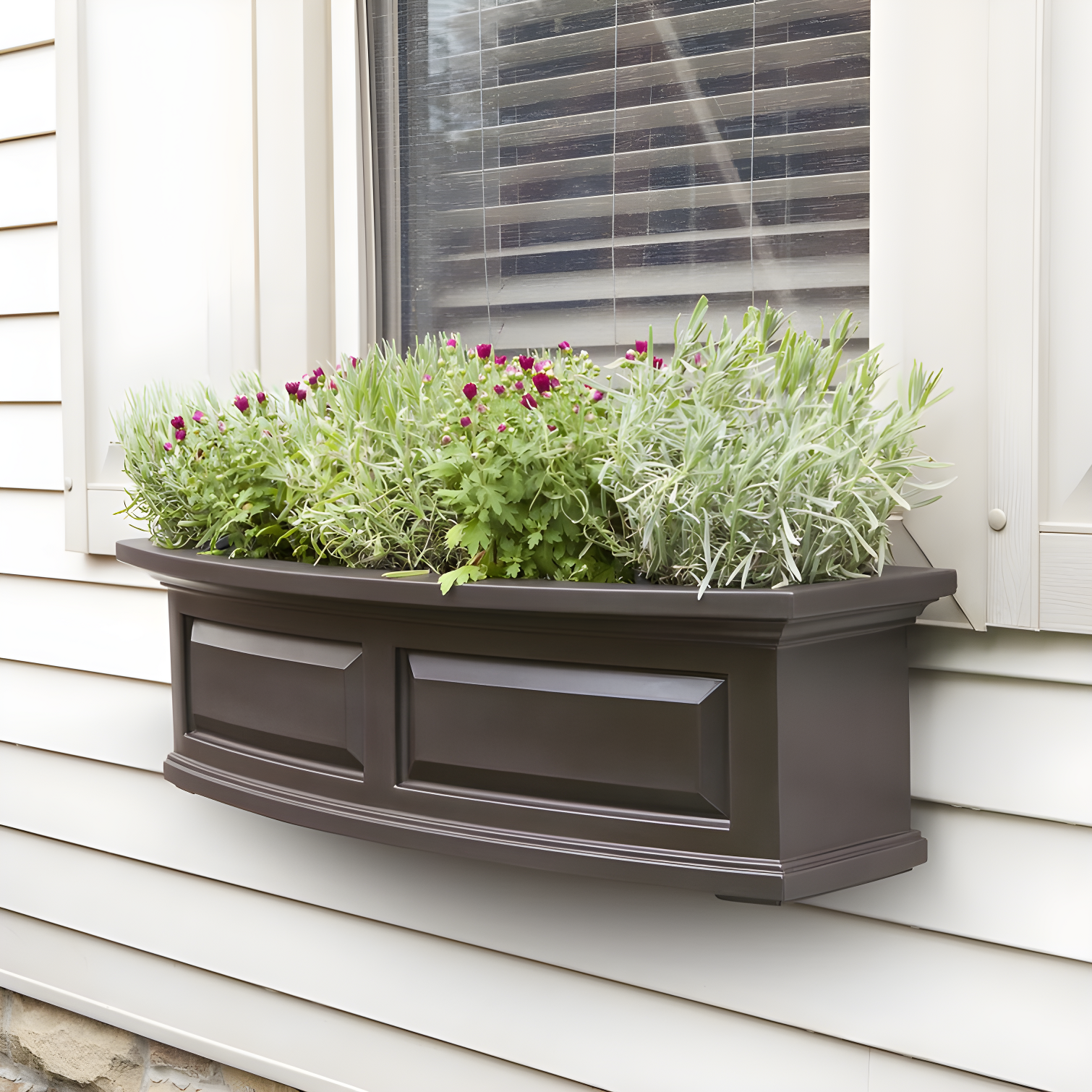 Mayne Inc. Nantucket Resin Window Box with Water Reservoir