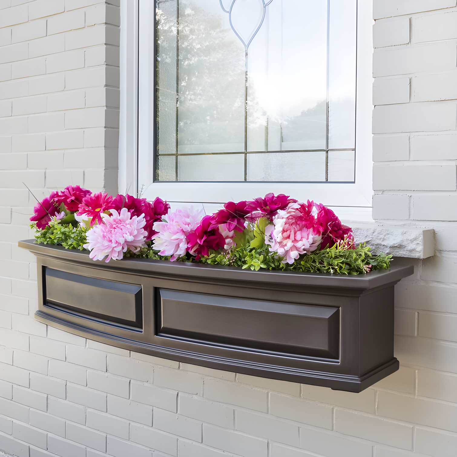 Mayne Inc. Nantucket Resin Window Box with Water Reservoir