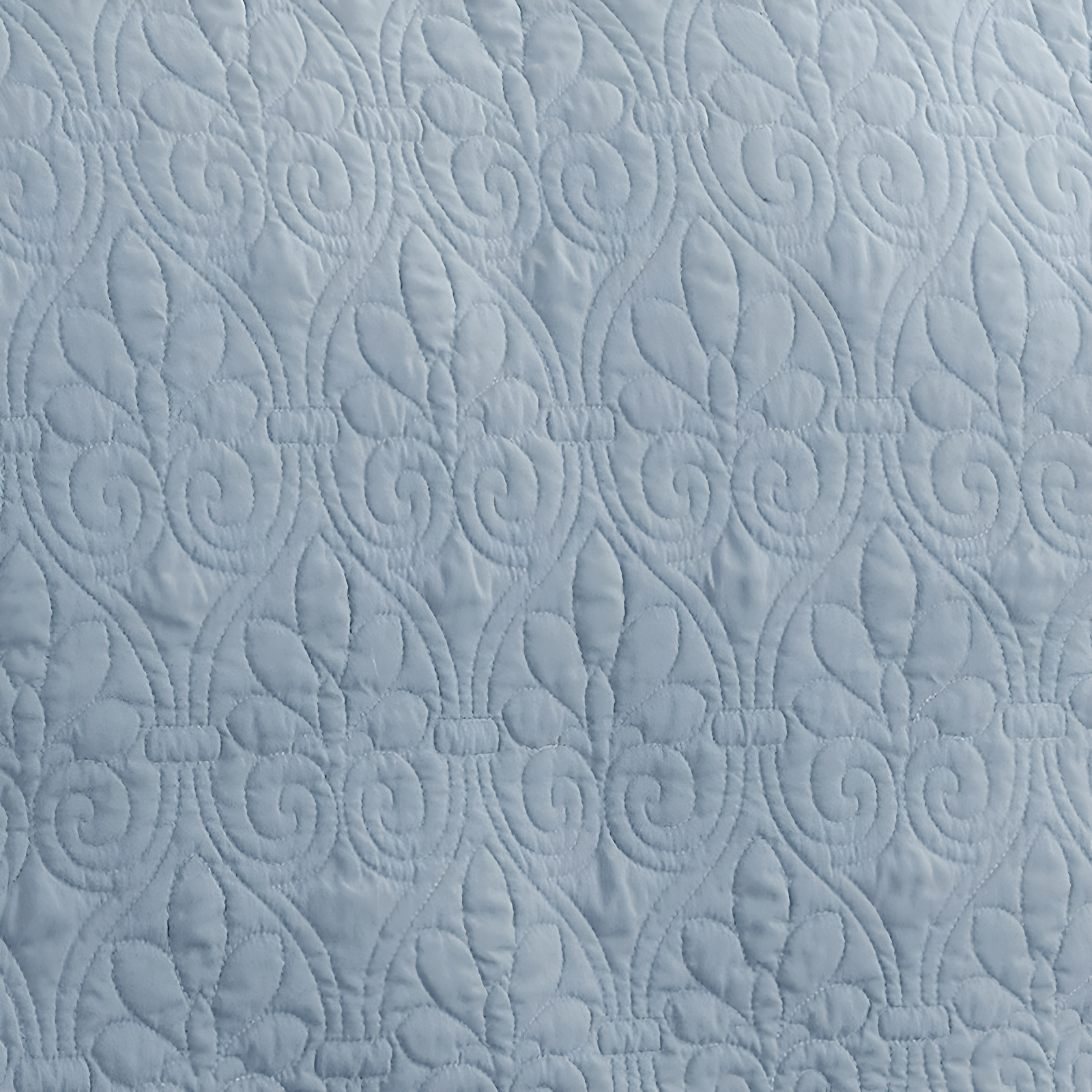 Madison Park Quebec Reversible Quilt Set