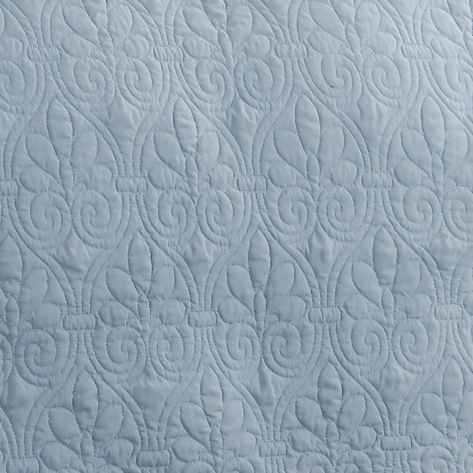 Madison Park Quebec Reversible Quilt Set