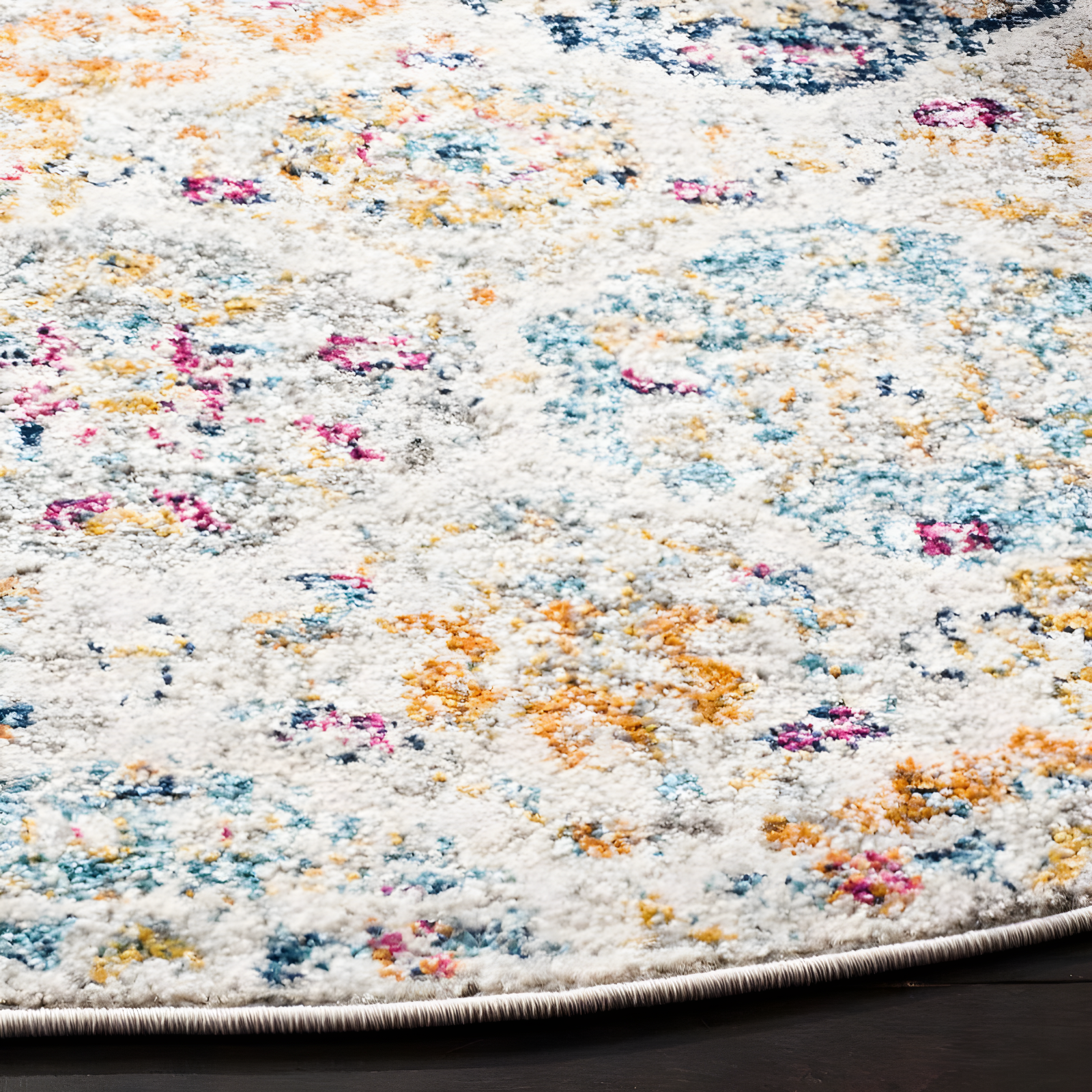 Madison MAD611 Power Loomed Indoor Area Rug - Cream/Multi - 9' Round - Safavieh