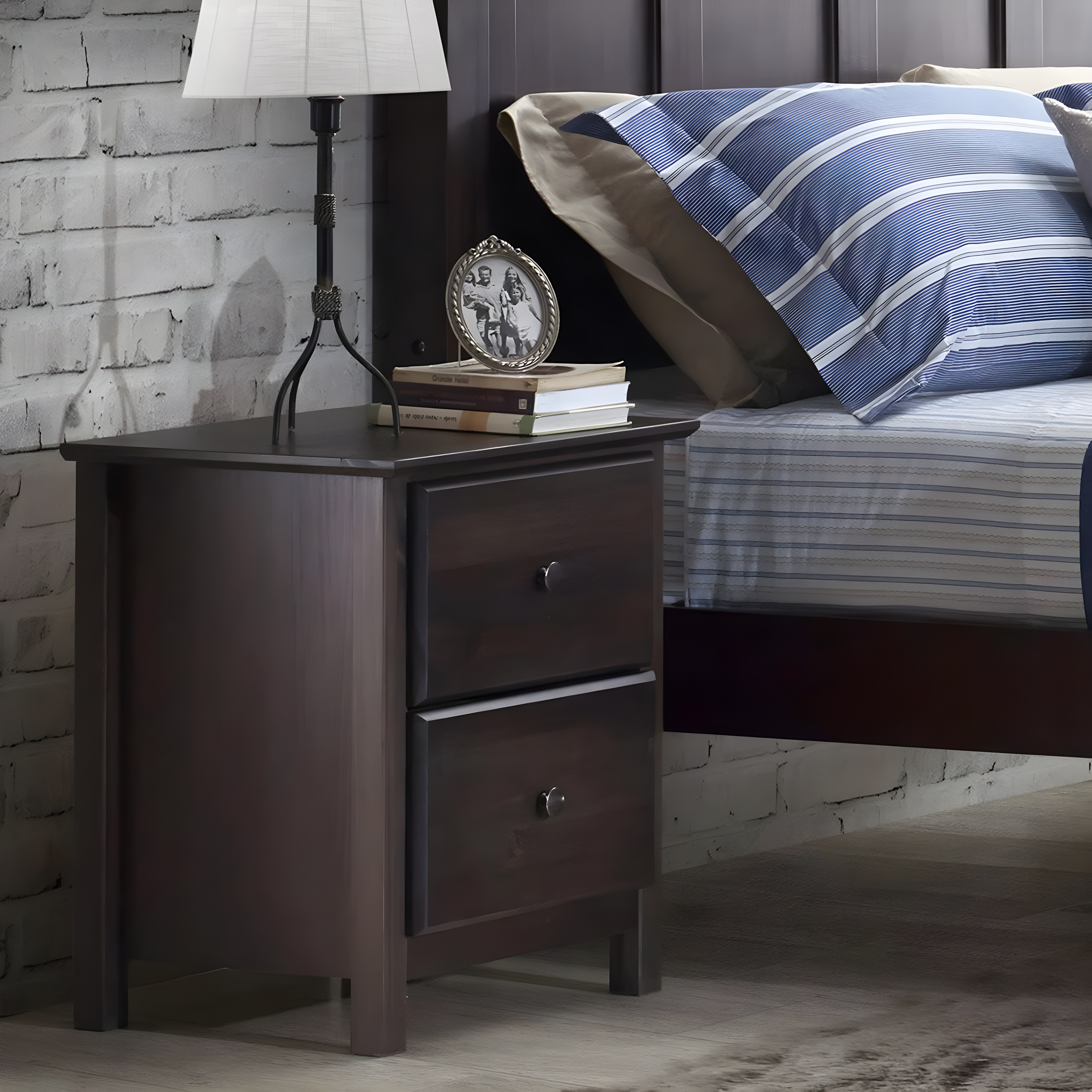 Shaker 20'' W Solid Wood Nightstand