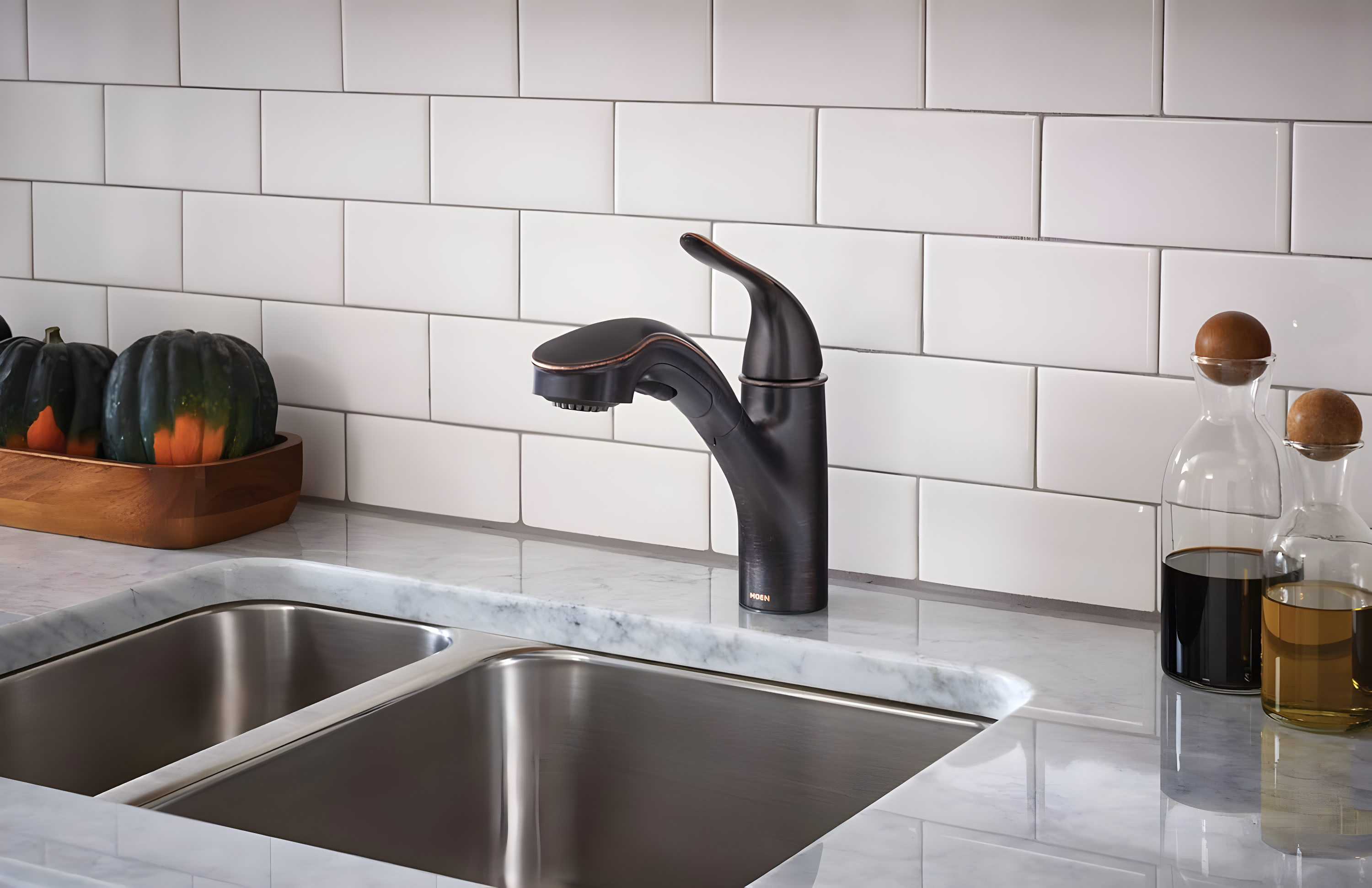 Moen Brecklyn Single-Handle Pull-Out Sprayer Kitchen Faucet with Power Clean Technology