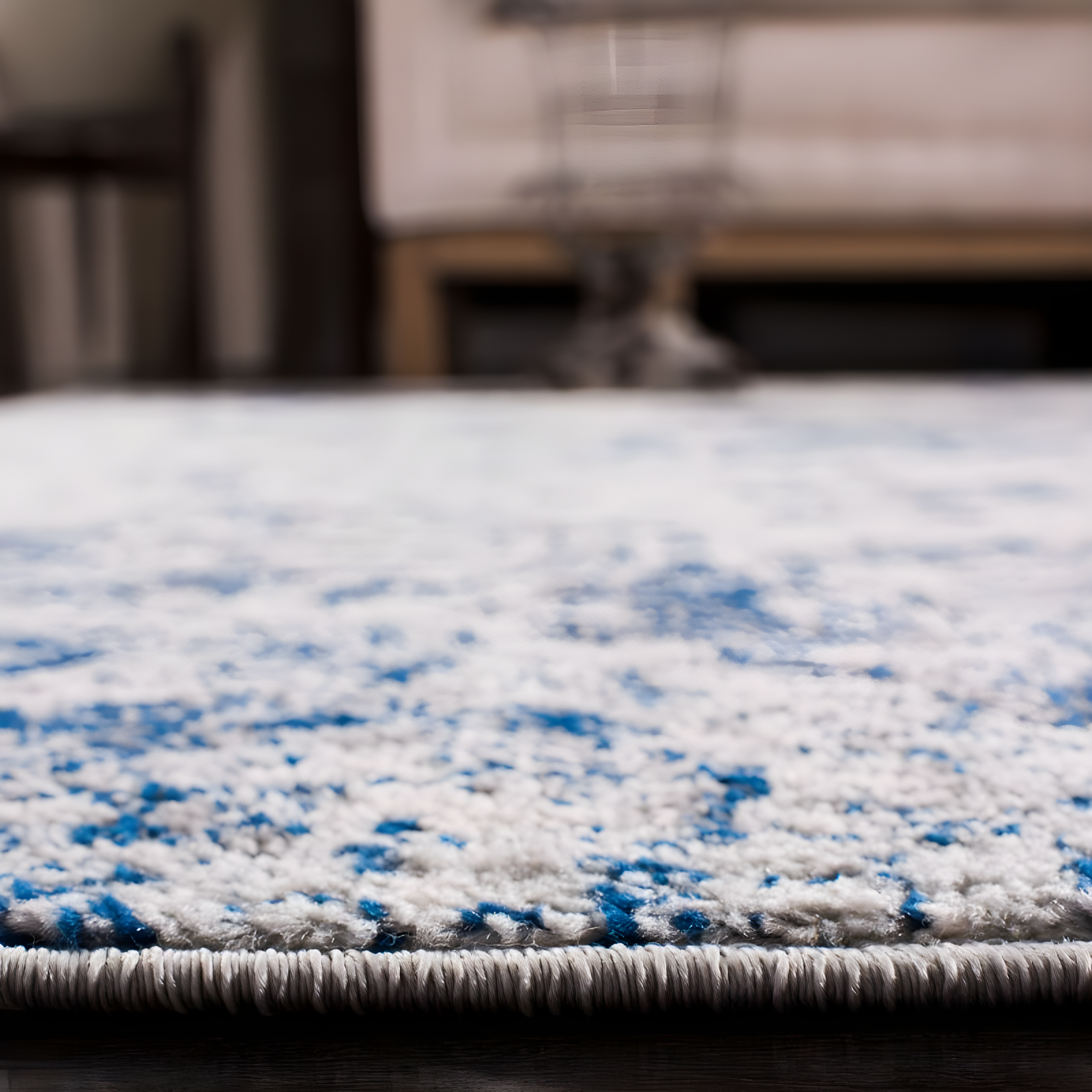 Madison MAD611 Power Loomed Indoor Area Rug - White/Royal Blue - 6'7"x6'7" - Safavieh