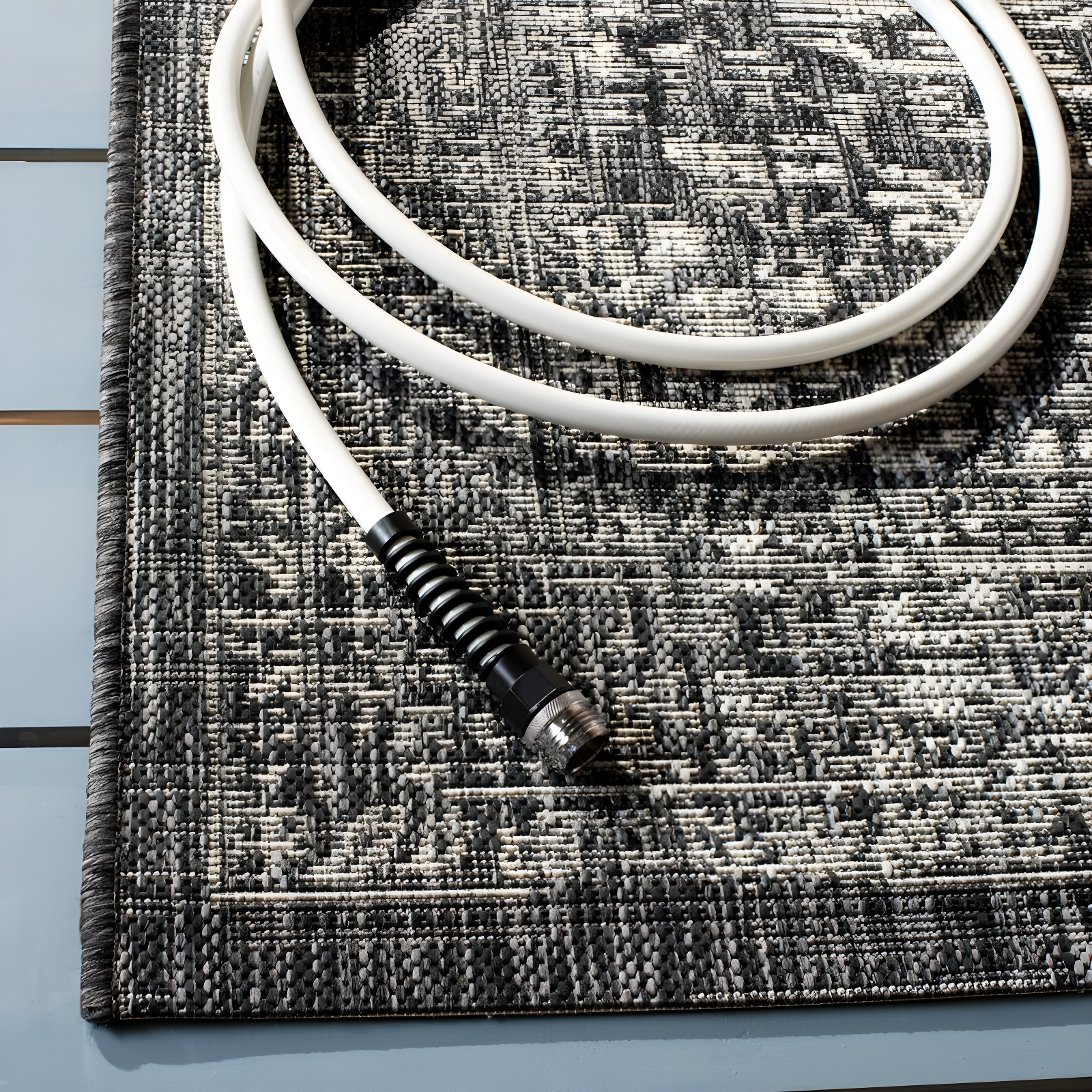 Adirondack ADR109 Machine Made Indoor Area Rug - Grey/Black - 8'x10' - Safavieh