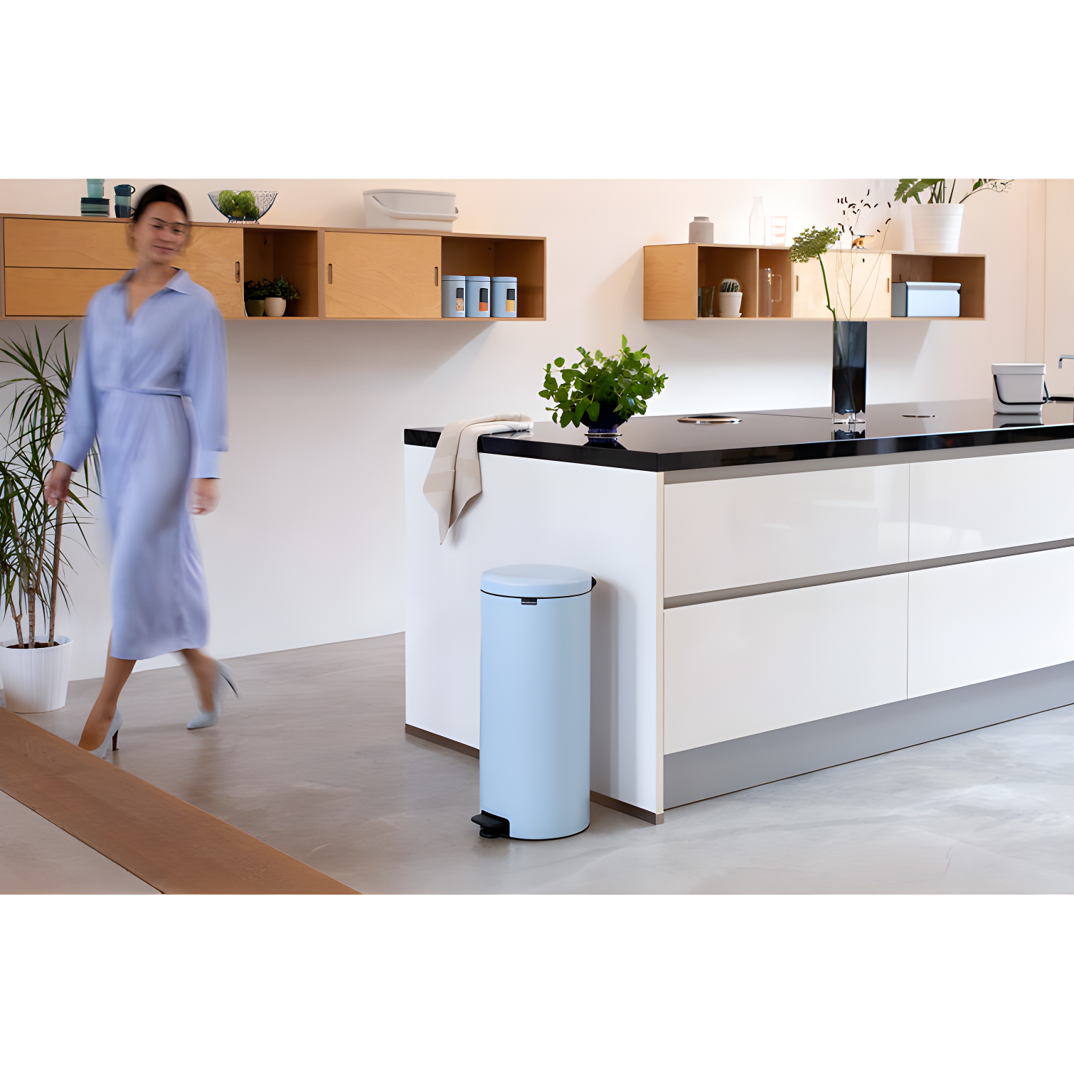 Brabantia NewIcon Step On Trash Can, 8 Gallon (30 Liter)