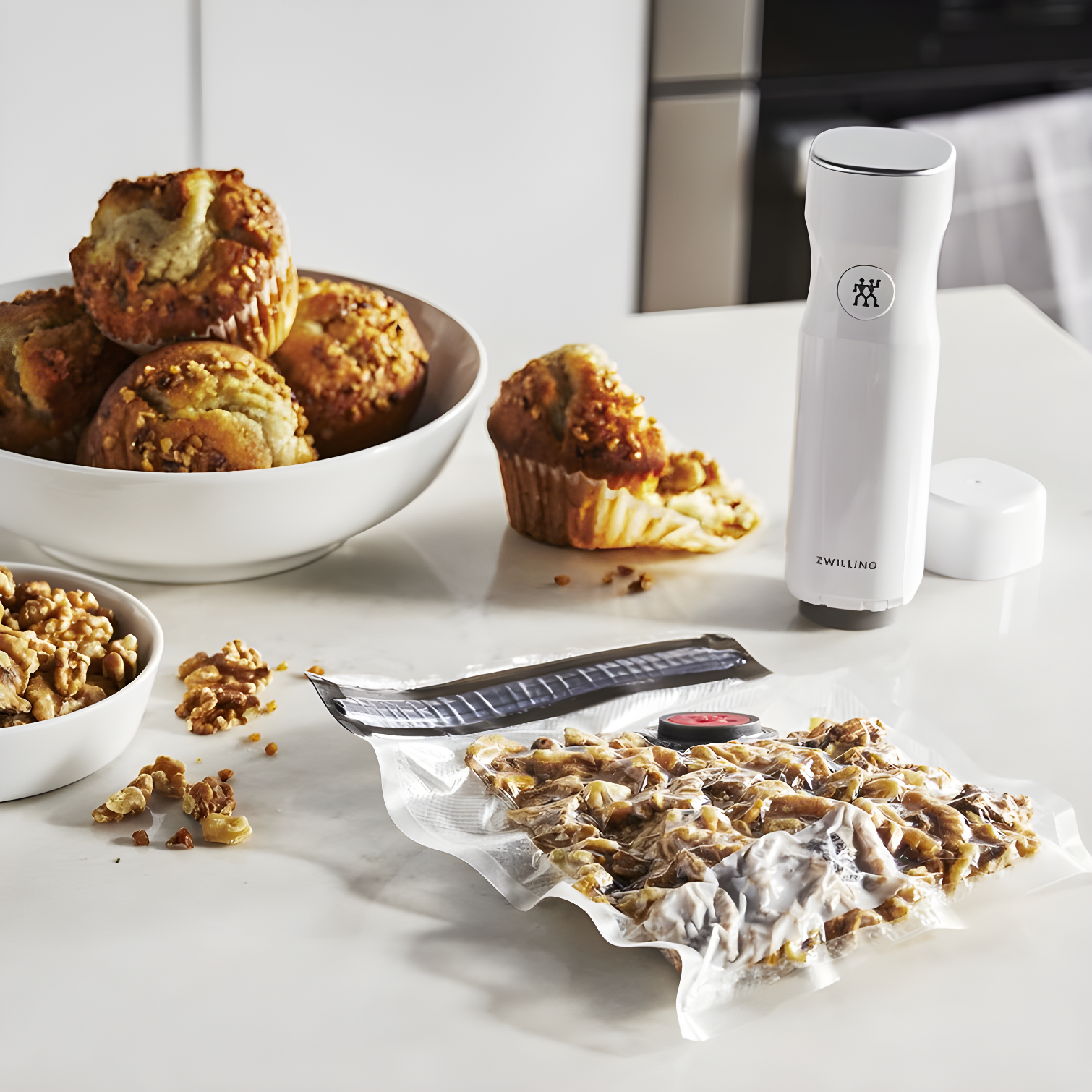 ZWILLING J.A. Henckels ZWILLING Fresh & Save Small Vacuum Sealer Bags 1/2 Gallon, Reusable Snack Bags, Meal Prep (Set of 10)