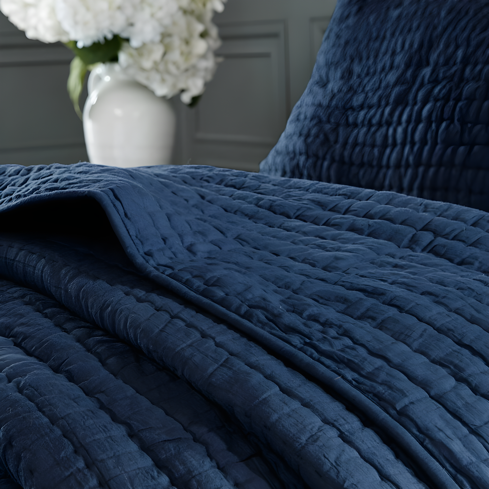 Madison Park Signature Serene 3 Piece Hand Quilted Cotton Quilt Set