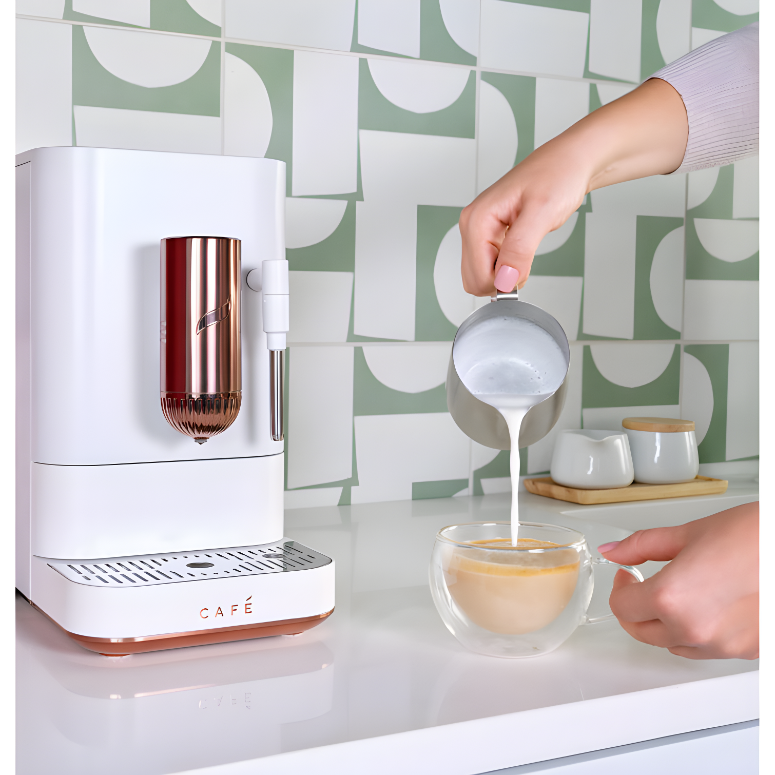 Café™ Matte White Affetto Automatic Espresso Machine
