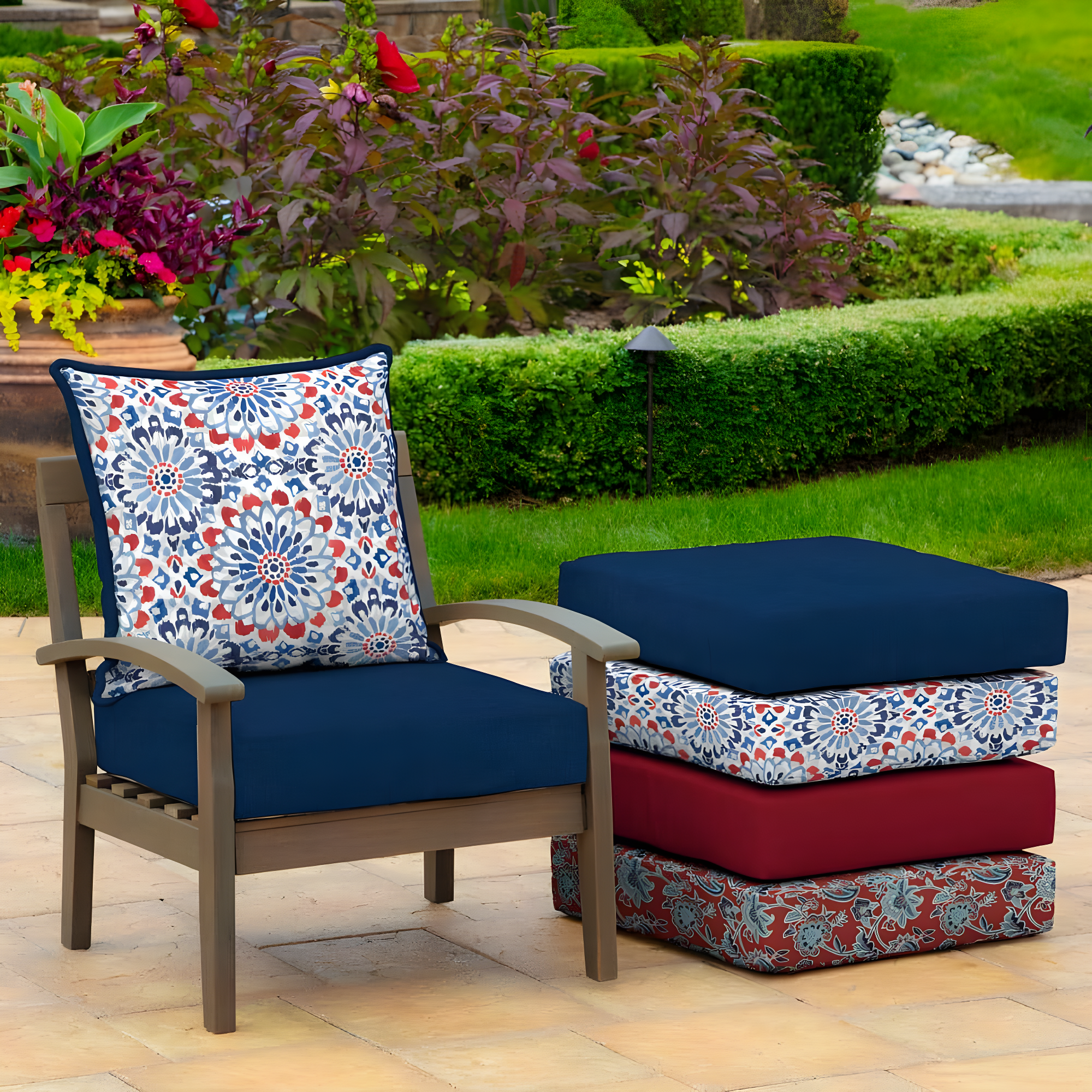 Outdoor Lounge Chair Cushion