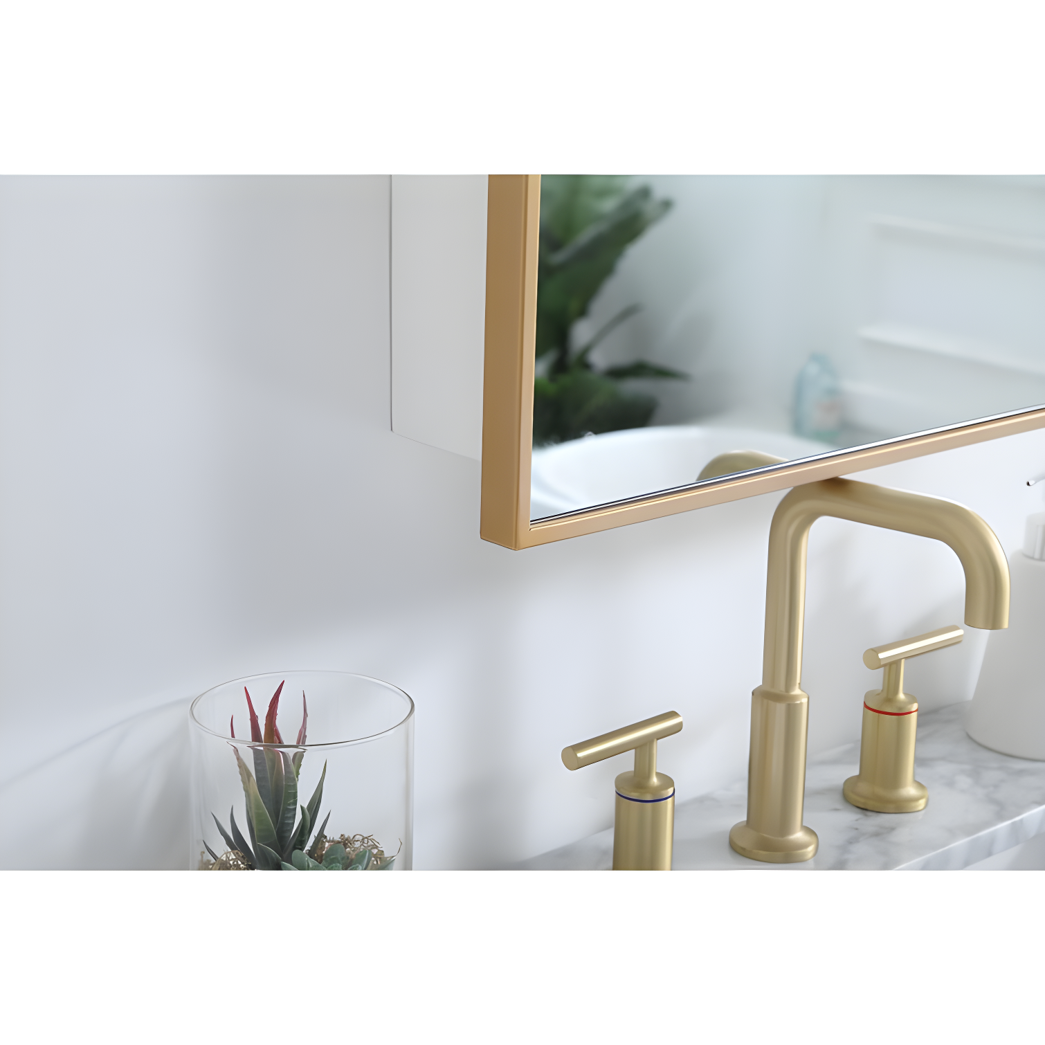 Sabine Metal Rectangle Wall Mirror