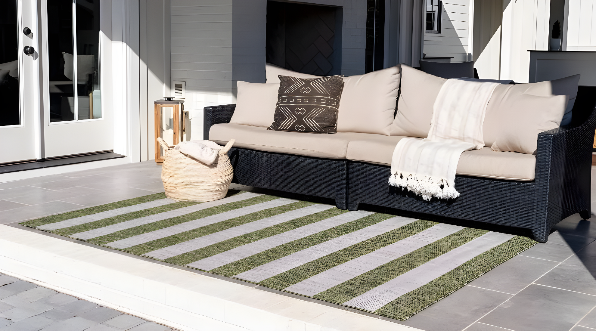 Unique Loom Outdoor Striped Collection Area Rug - Distressed Stripe (5' 1" x 8' Rectangle Green/Gray)