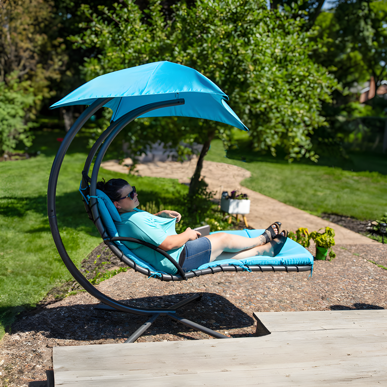 Steel Outdoor Floating Chaise Lounge Chair with Canopy with Stand