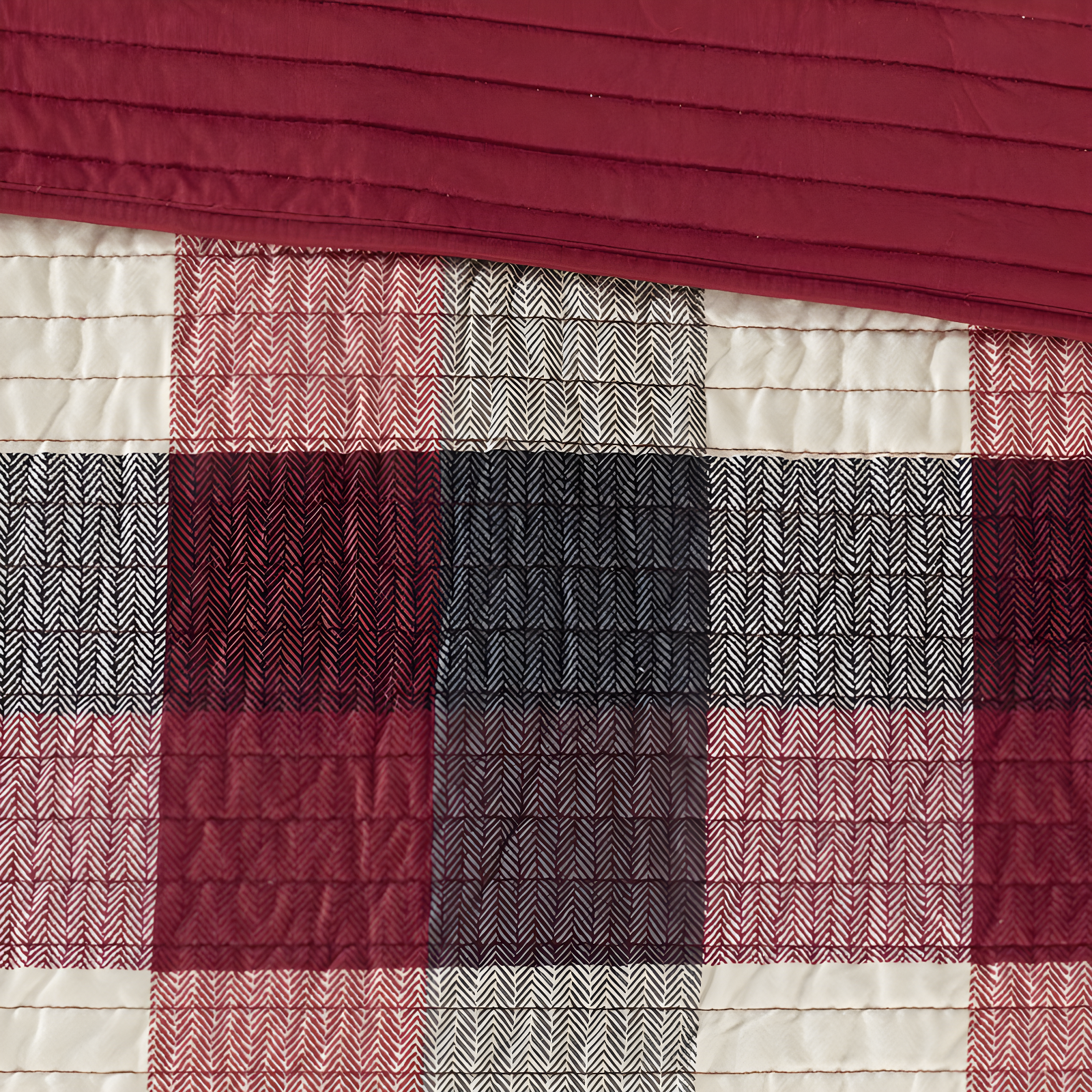 Madison Park Ridge 6 Piece Printed Herringbone Quilt Set with Throw Pillows