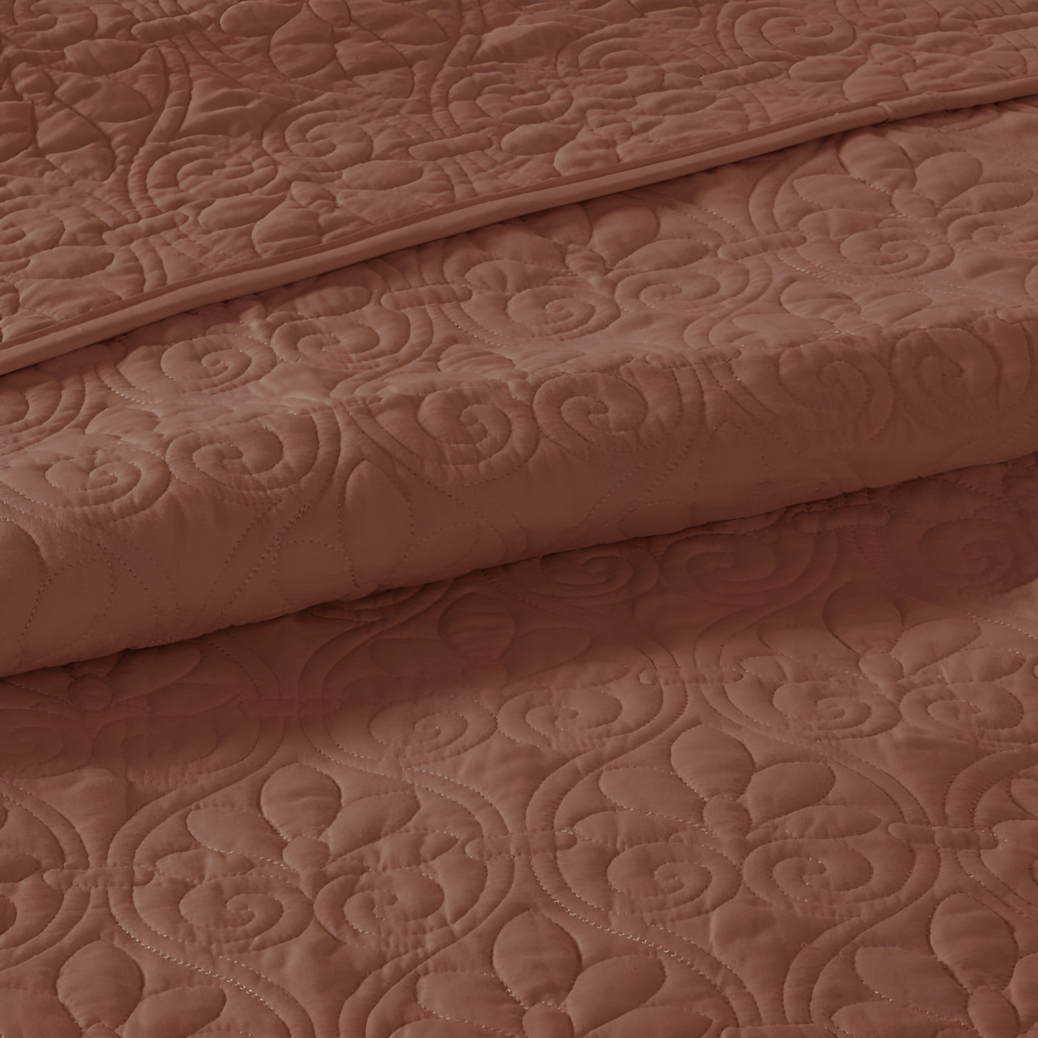 Quebec Reversible Bedspread Set