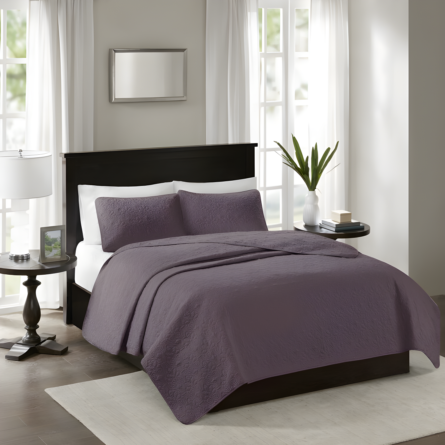Quebec Reversible Quilt Set