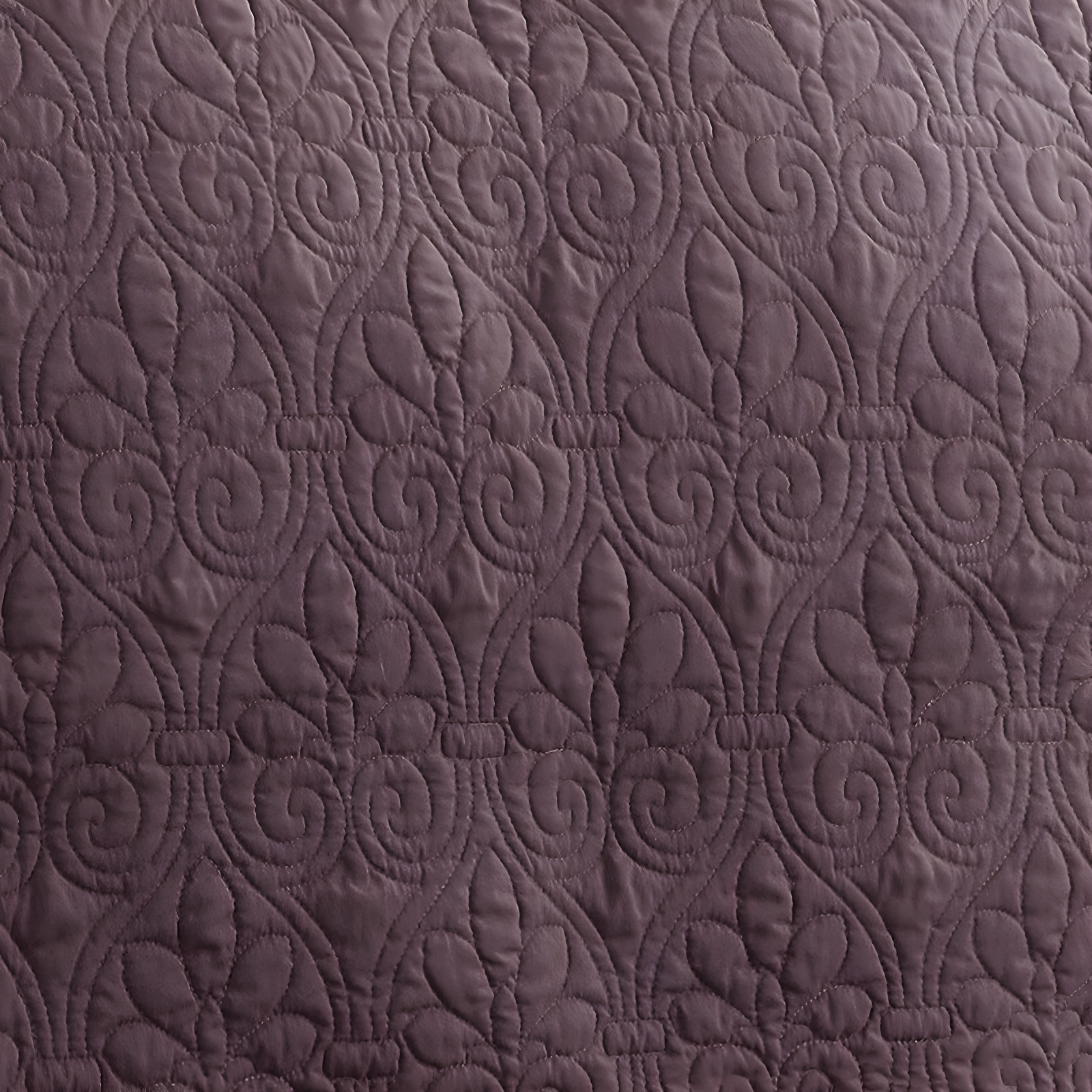 Quebec Reversible Quilt Set