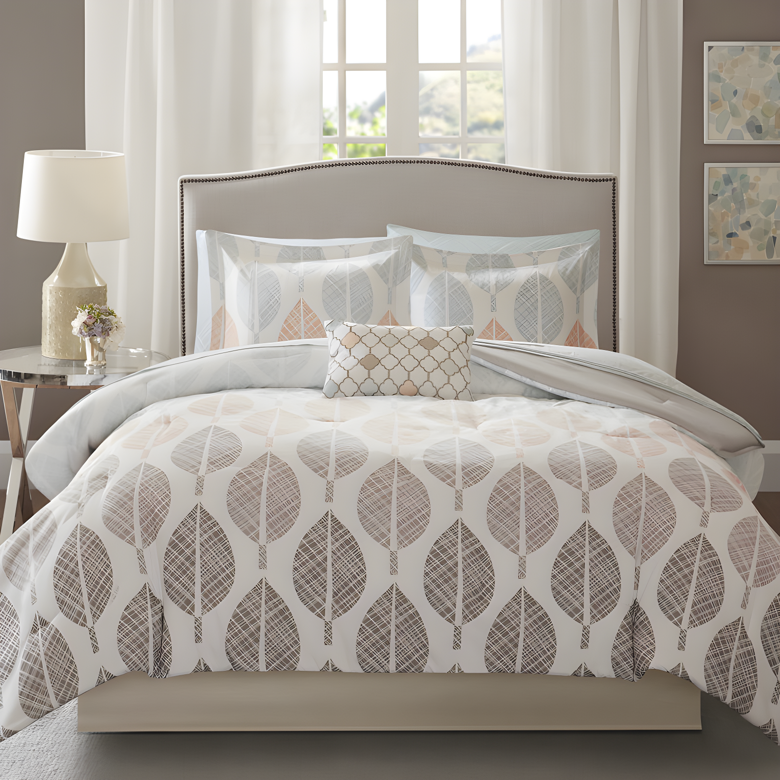 Madison Park Essentials Central Park Modern & Contemporary Comforter Set with Cotton Bed Sheets
