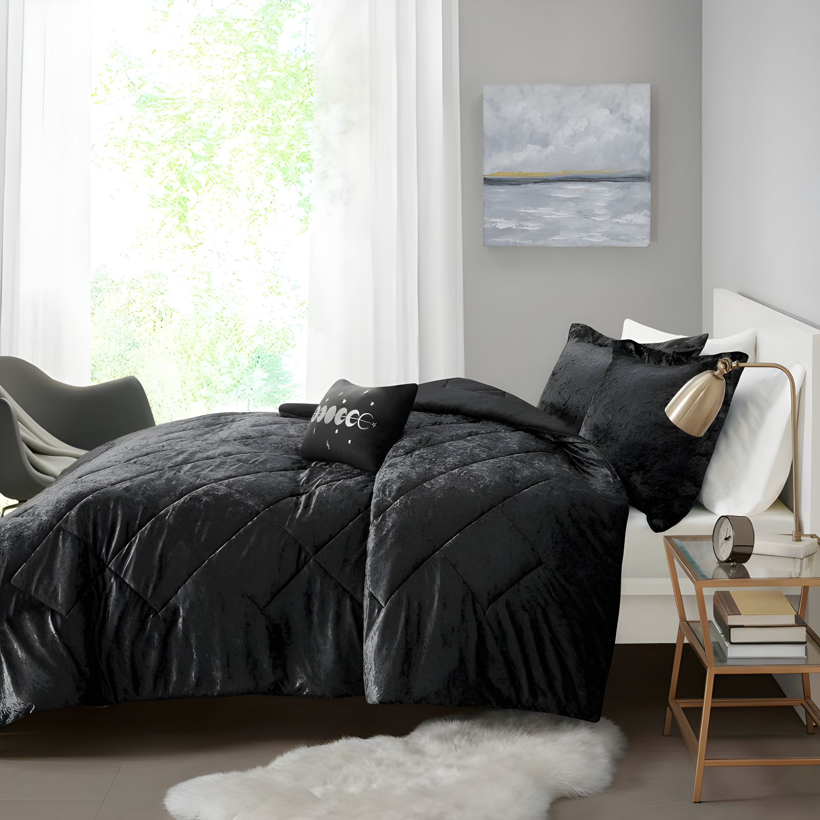 Intelligent Design Felicia Crushed Velvet Comforter Set with Throw Pillow
