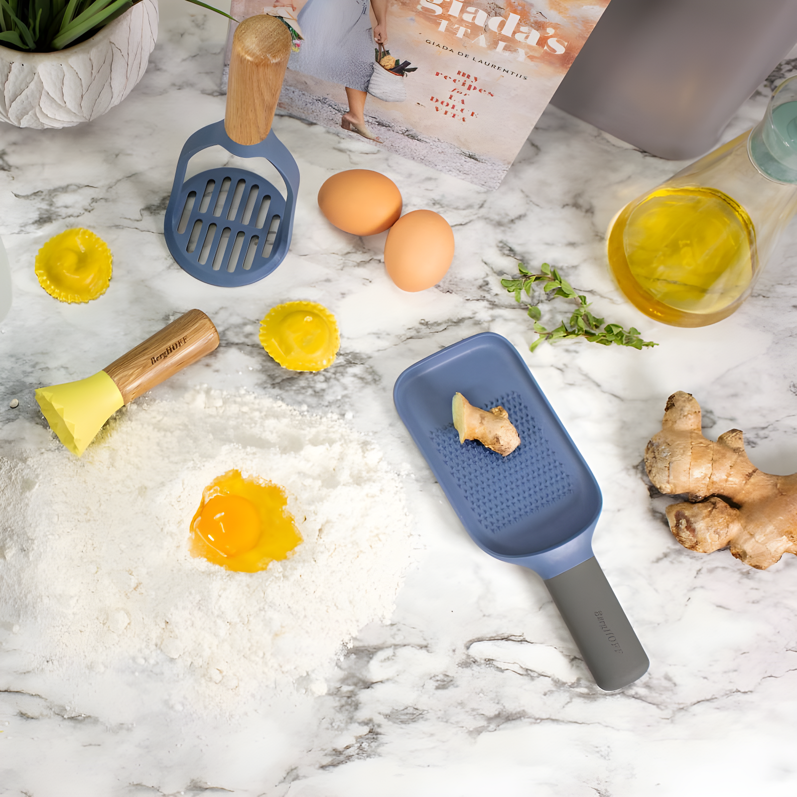 BergHOFF Leo 9" Soft Grip Ginger Grater, Blue