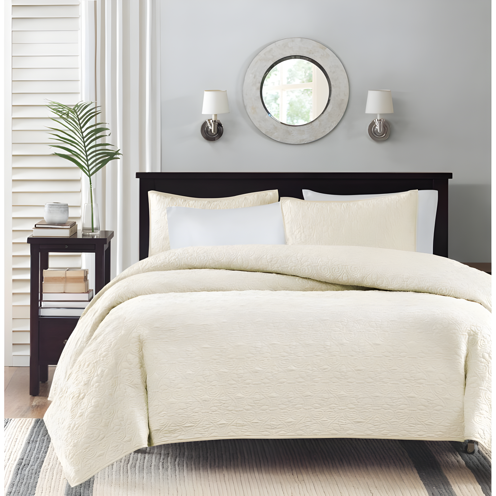 Madison Park Quebec Reversible Quilt Set